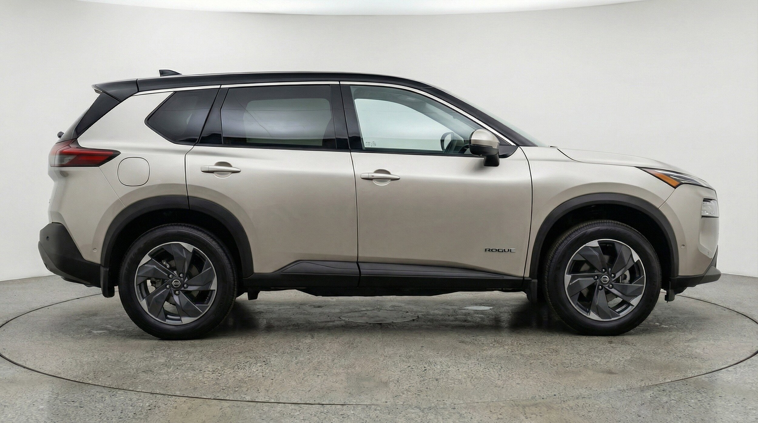 Thumbnail: 2025 Nissan Rogue - 11