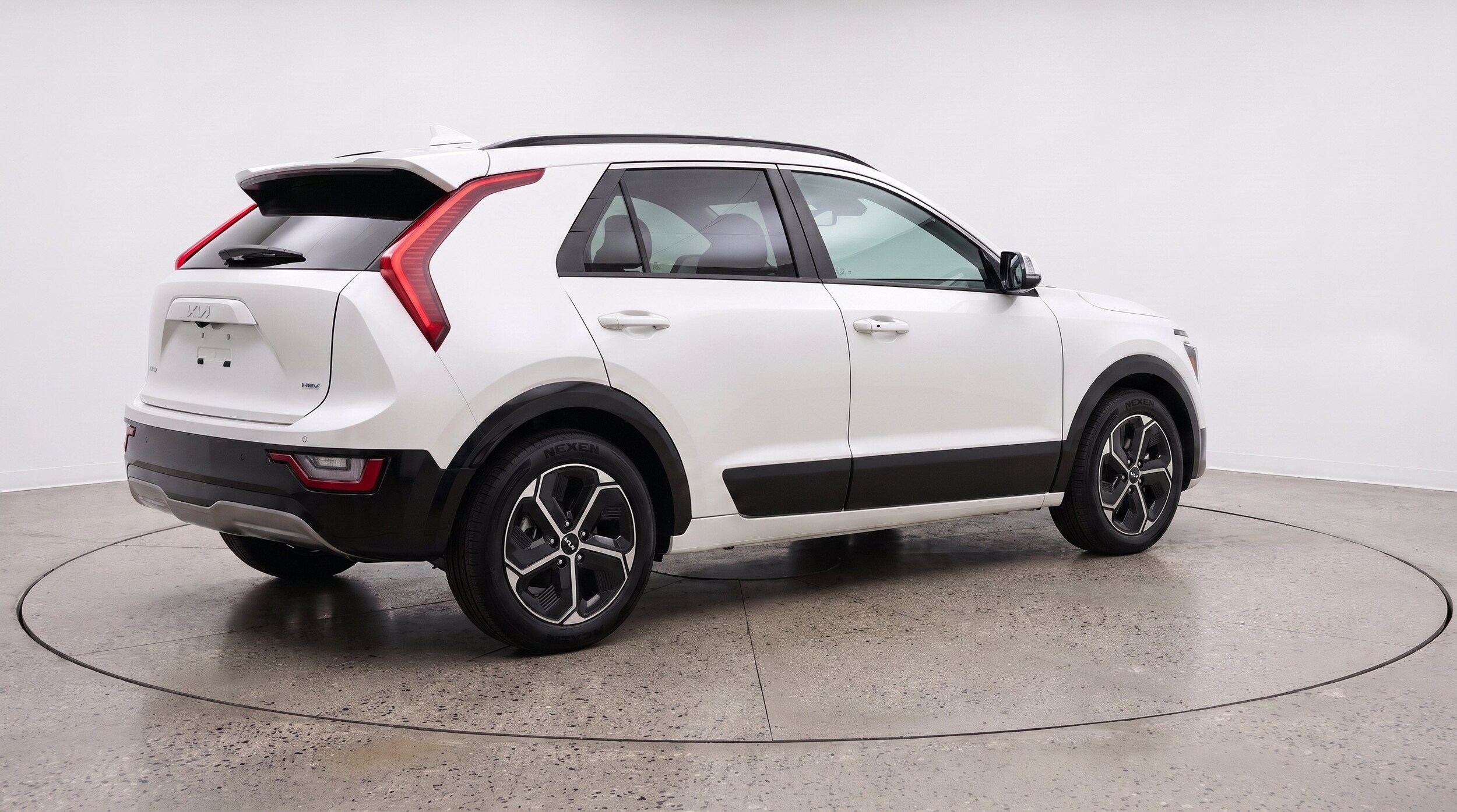 Thumbnail: 2026 Kia Niro - 9