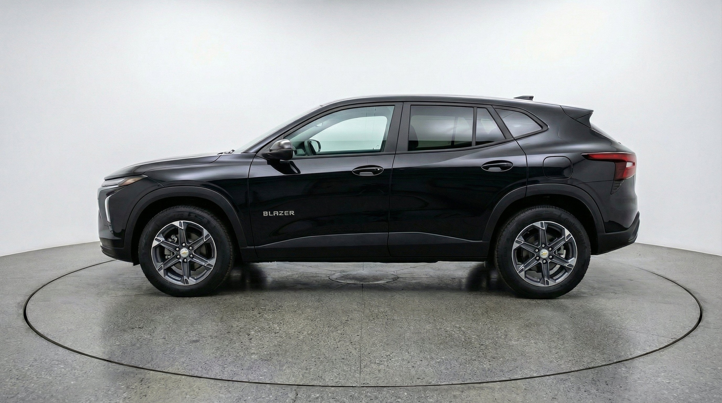 Thumbnail: 2025 Chevrolet Blazer - 5