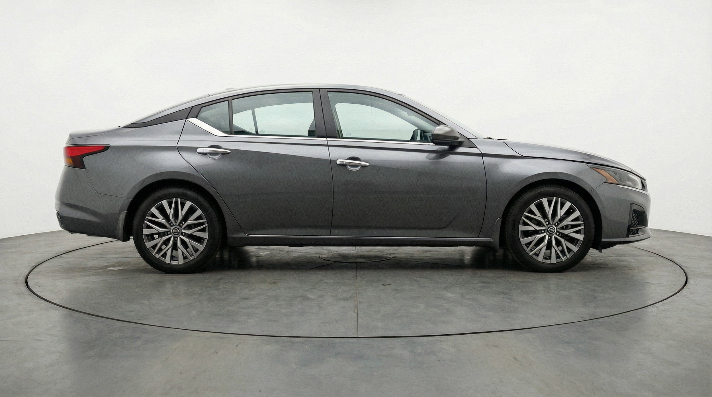 Thumbnail: 2025 Nissan Altima - 11