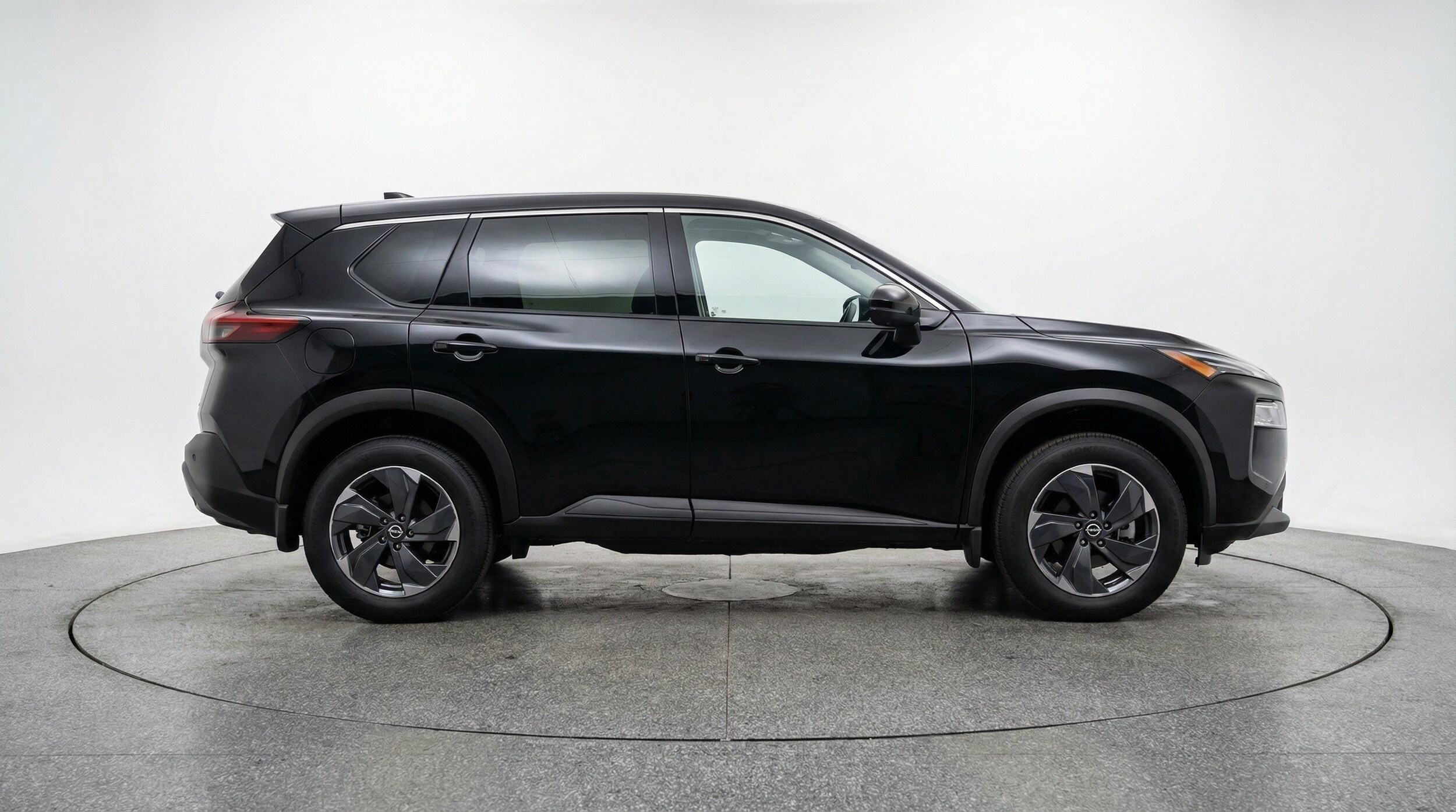Thumbnail: 2025 Nissan Rogue - 11