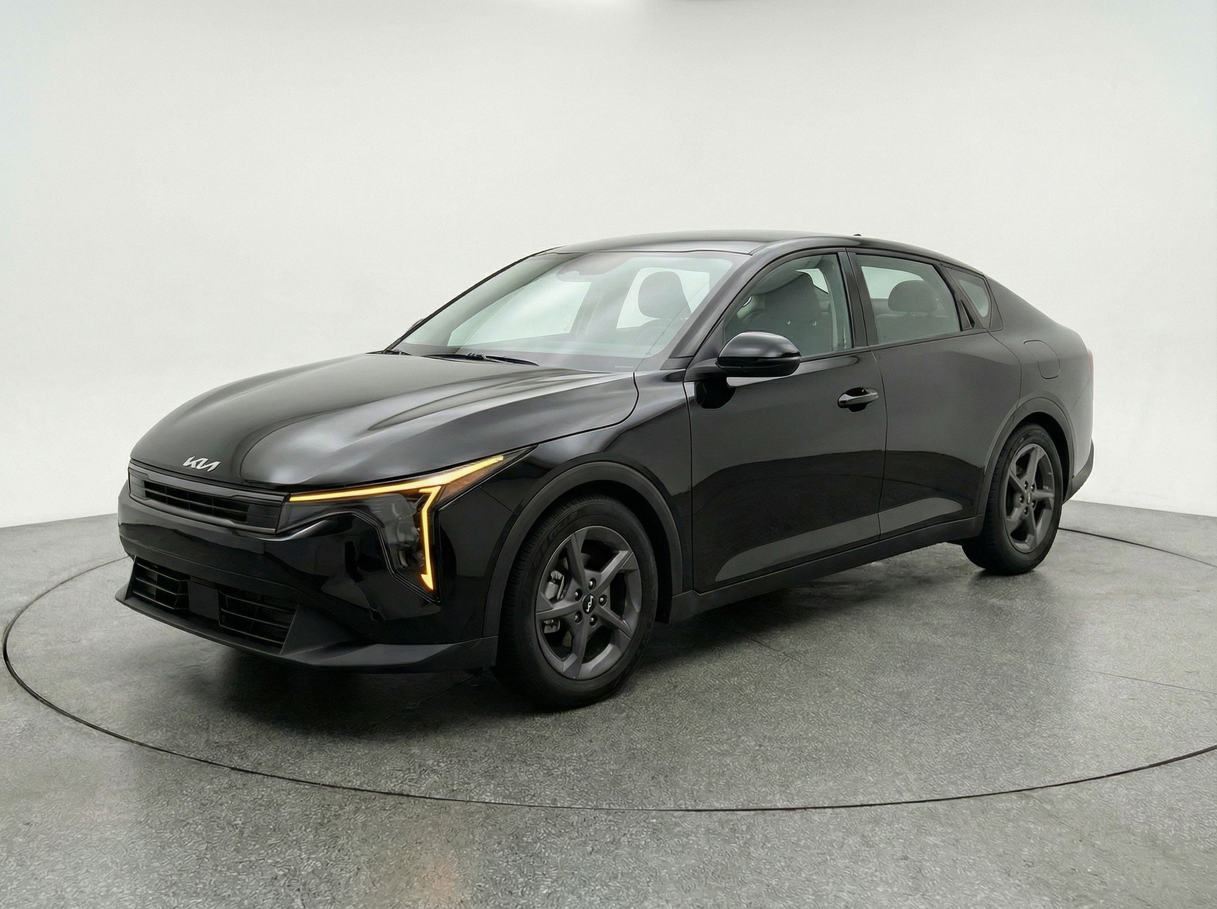 Thumbnail: 2025 Kia K4 - 3