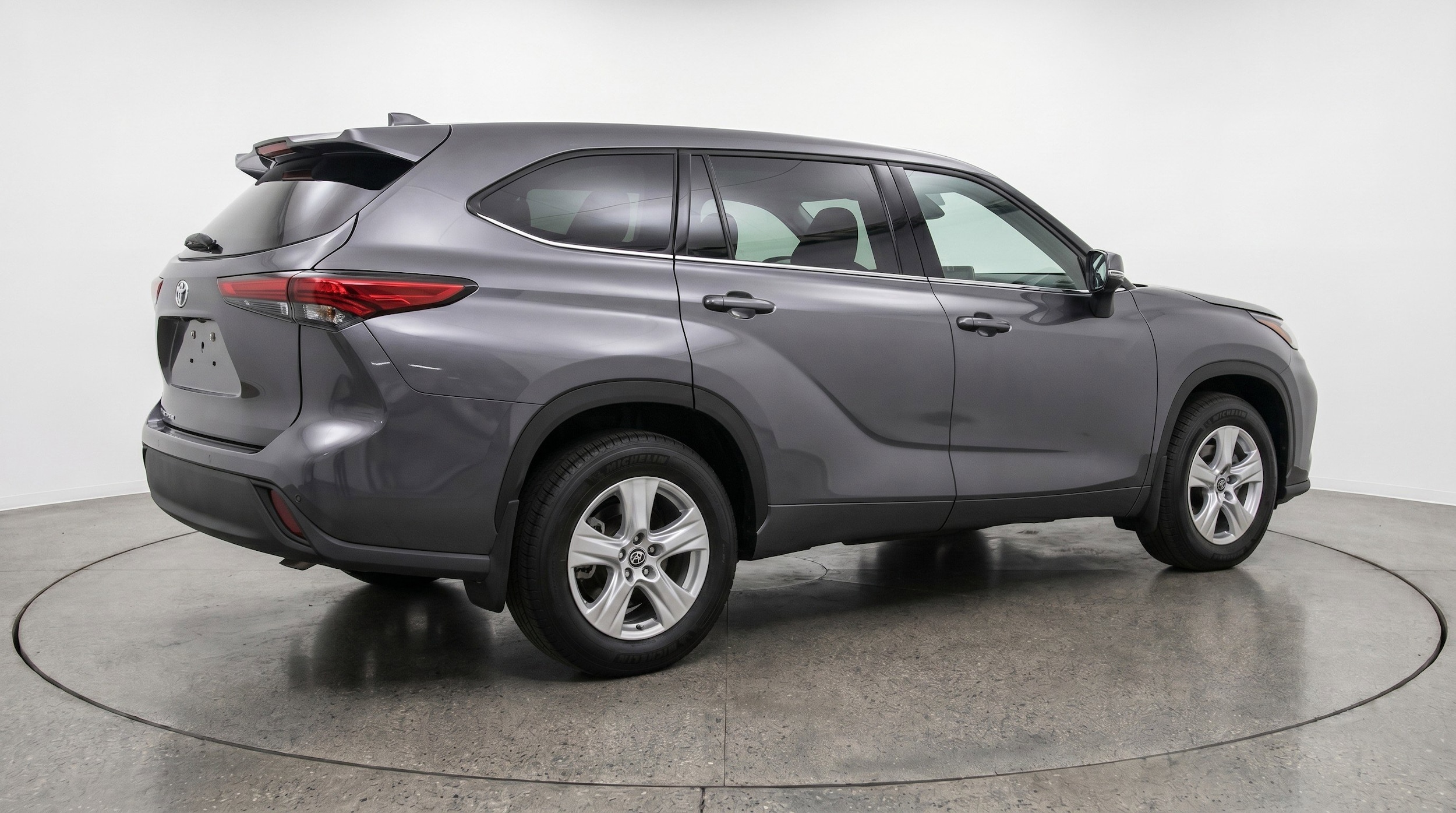 Thumbnail: 2025 Toyota Highlander - 9