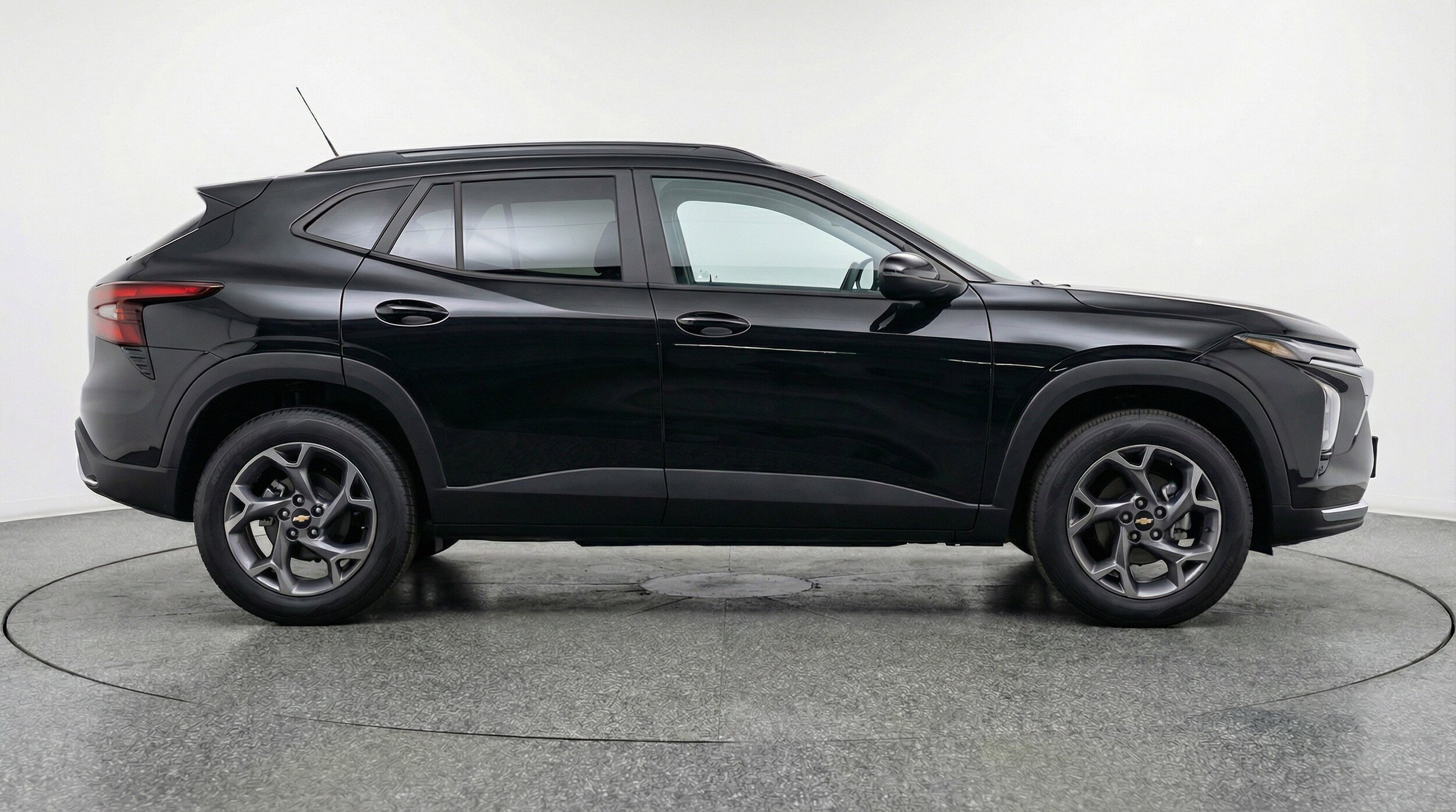 Thumbnail: 2025 Chevrolet Trax - 11