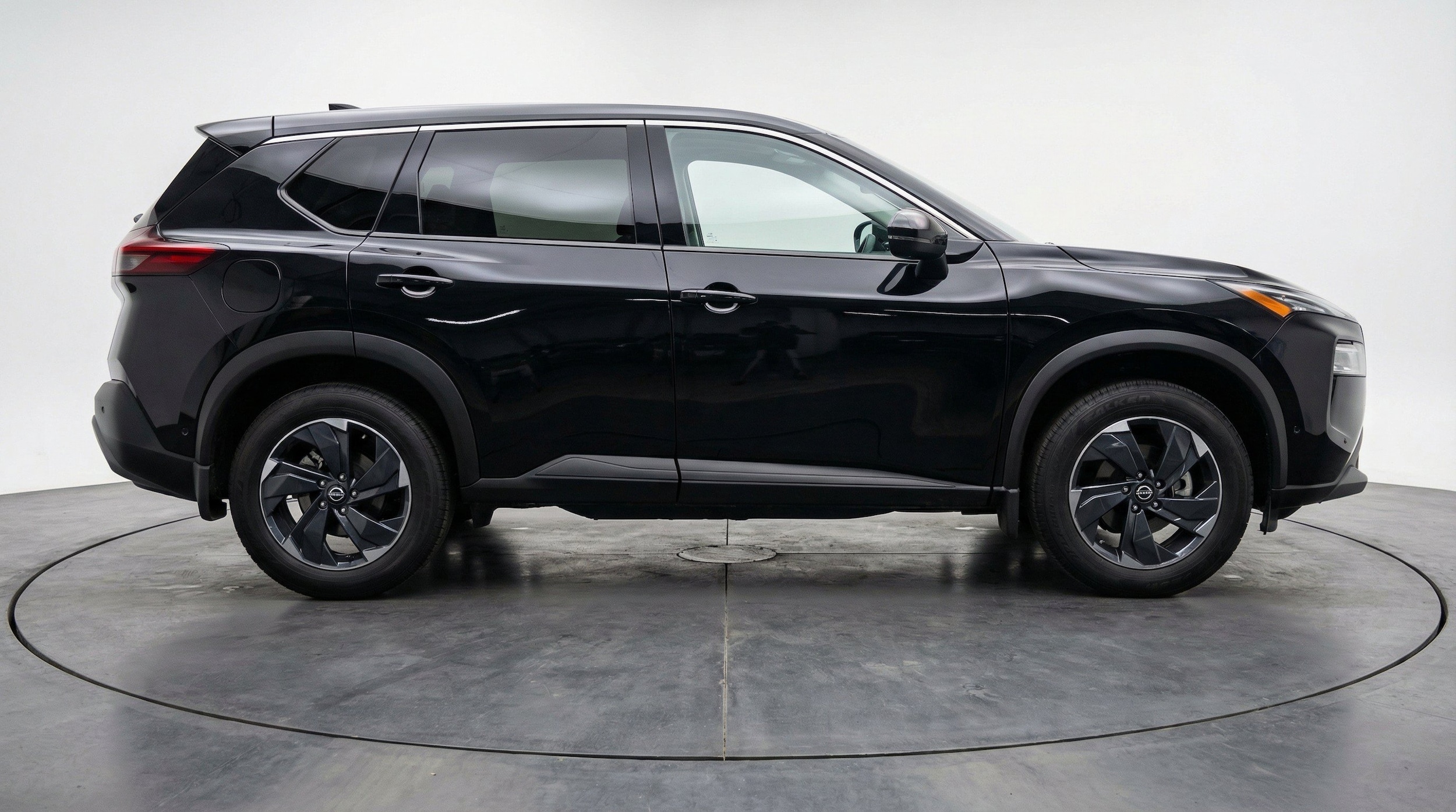 Thumbnail: 2025 Nissan Rogue - 11