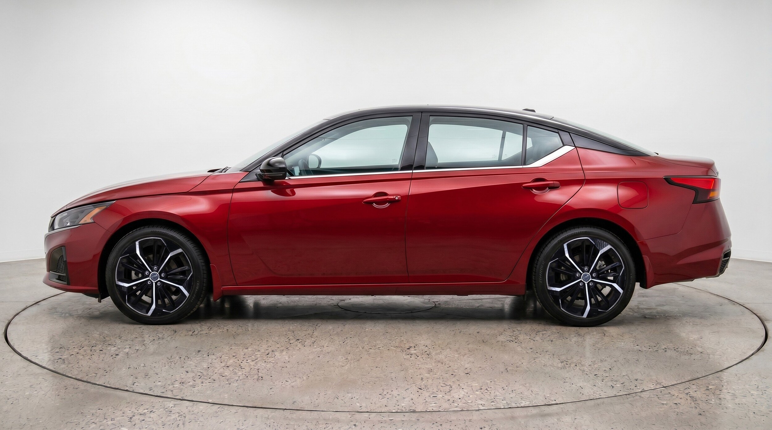 Thumbnail: 2025 Nissan Altima - 5