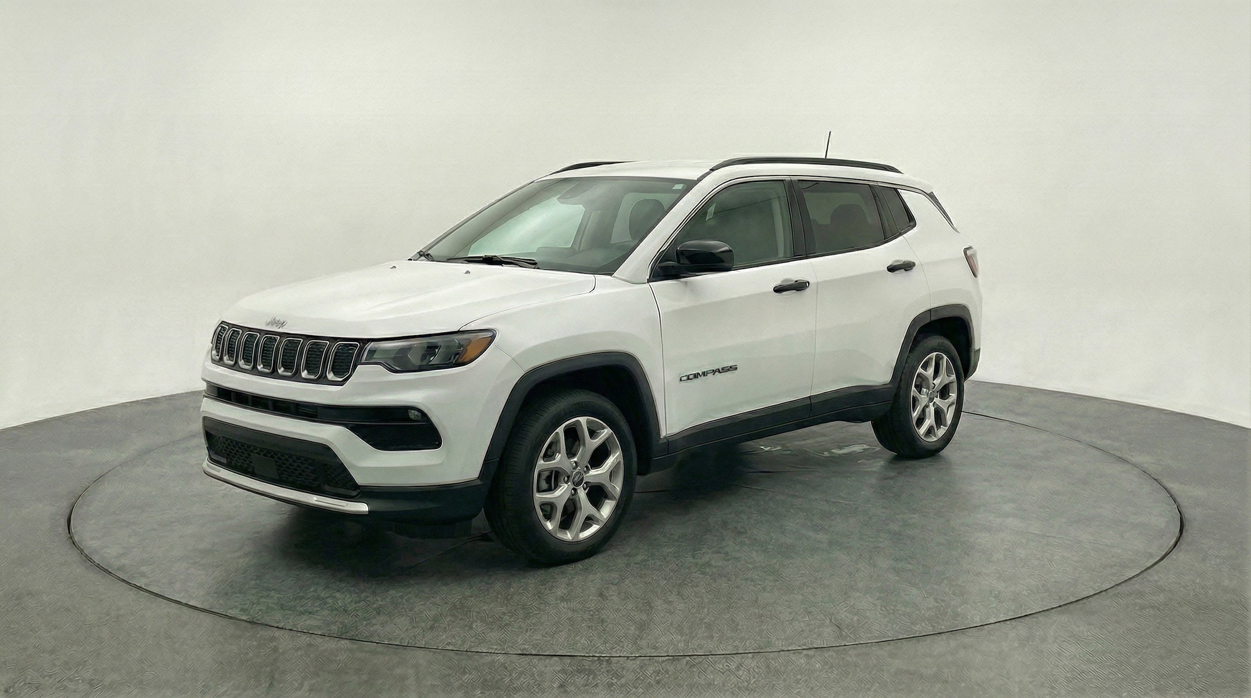 Thumbnail: 2025 Jeep Compass - 3