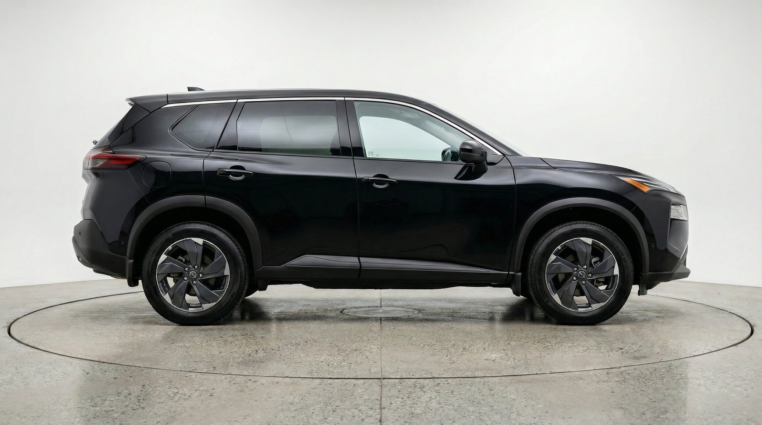 Thumbnail: 2025 Nissan Rogue - 10