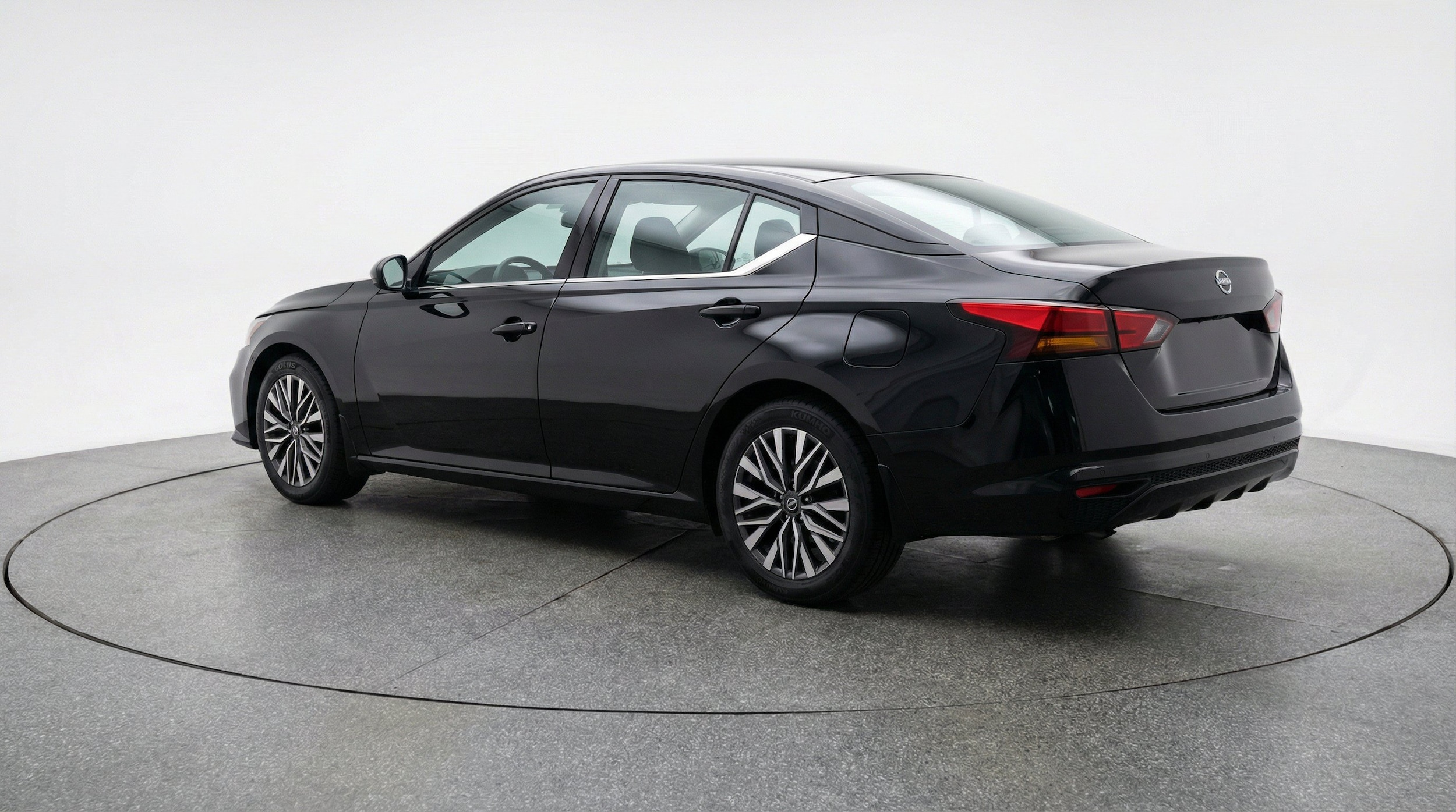 Thumbnail: 2025 Nissan Altima - 6