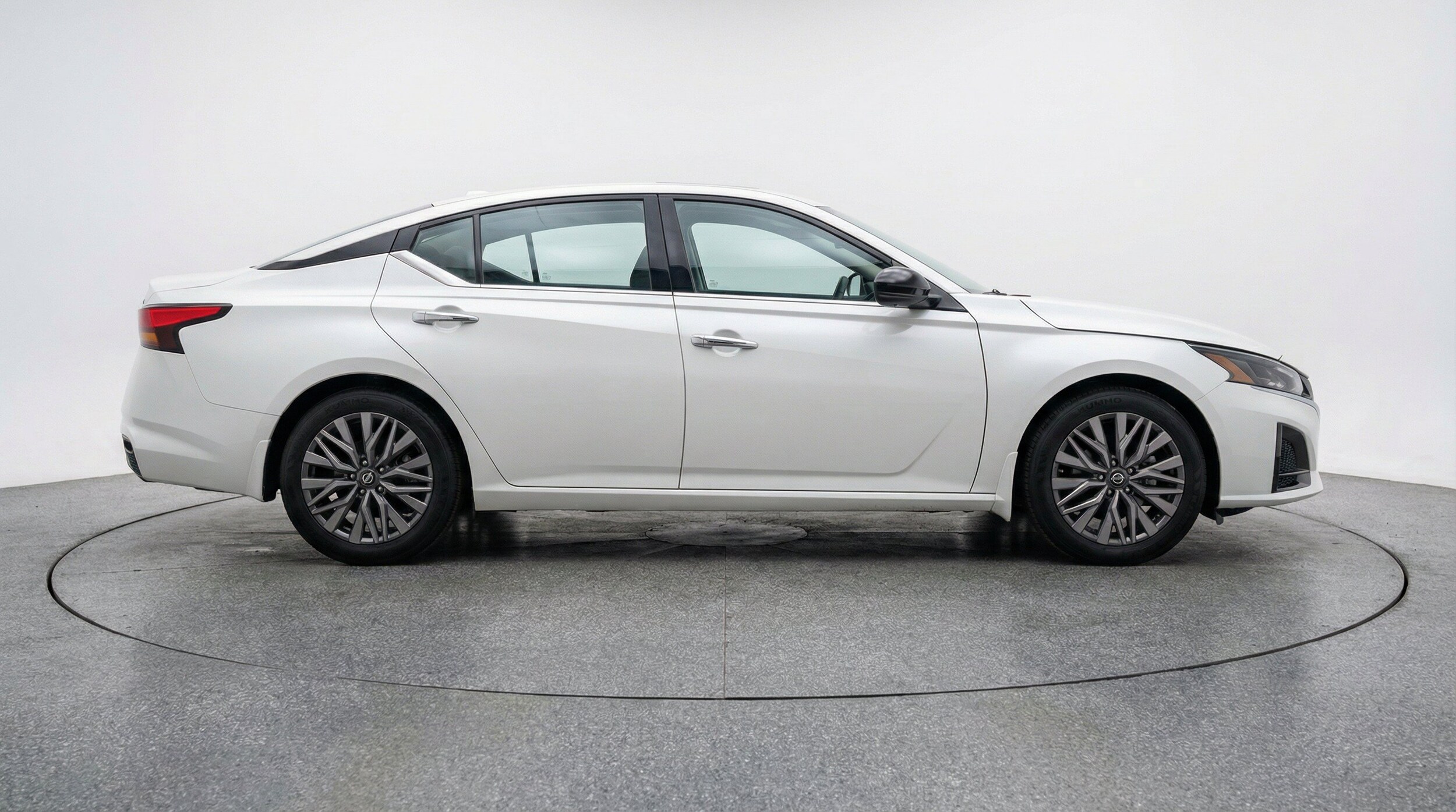 Thumbnail: 2025 Nissan Altima - 11
