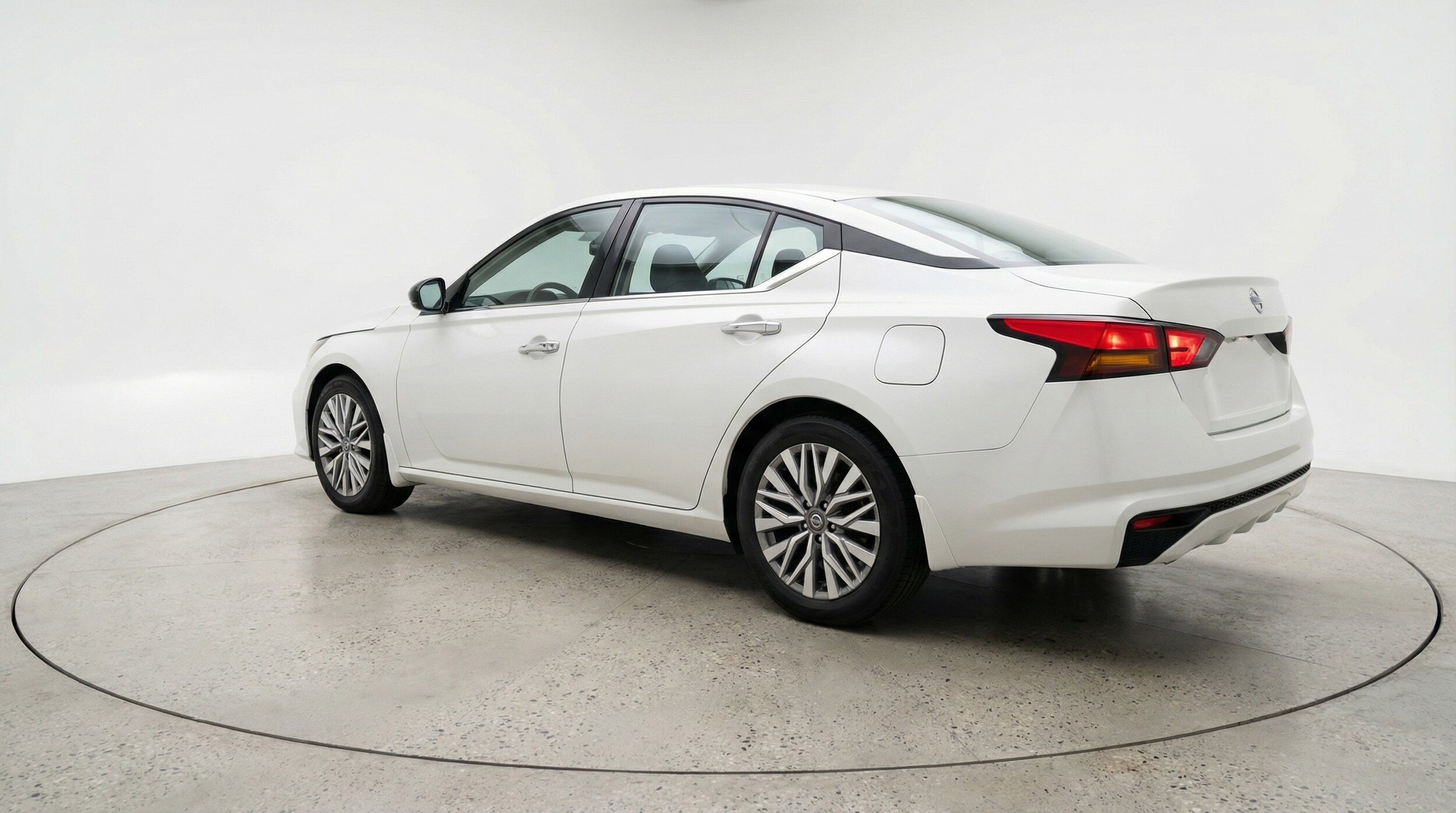 Thumbnail: 2025 Nissan Altima - 6