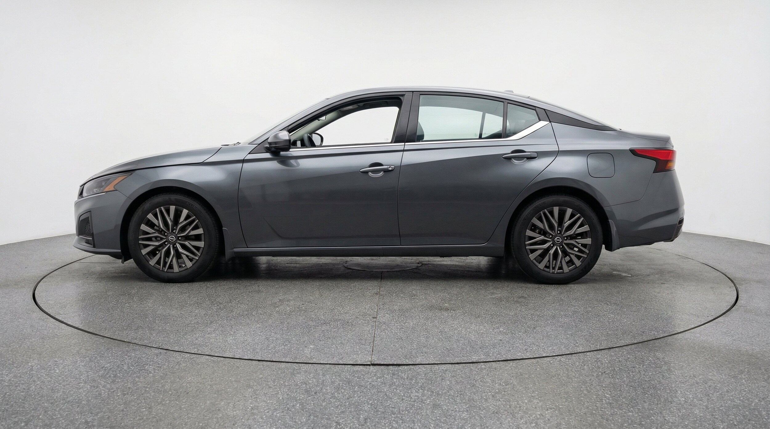 Thumbnail: 2026 Nissan Altima - 5