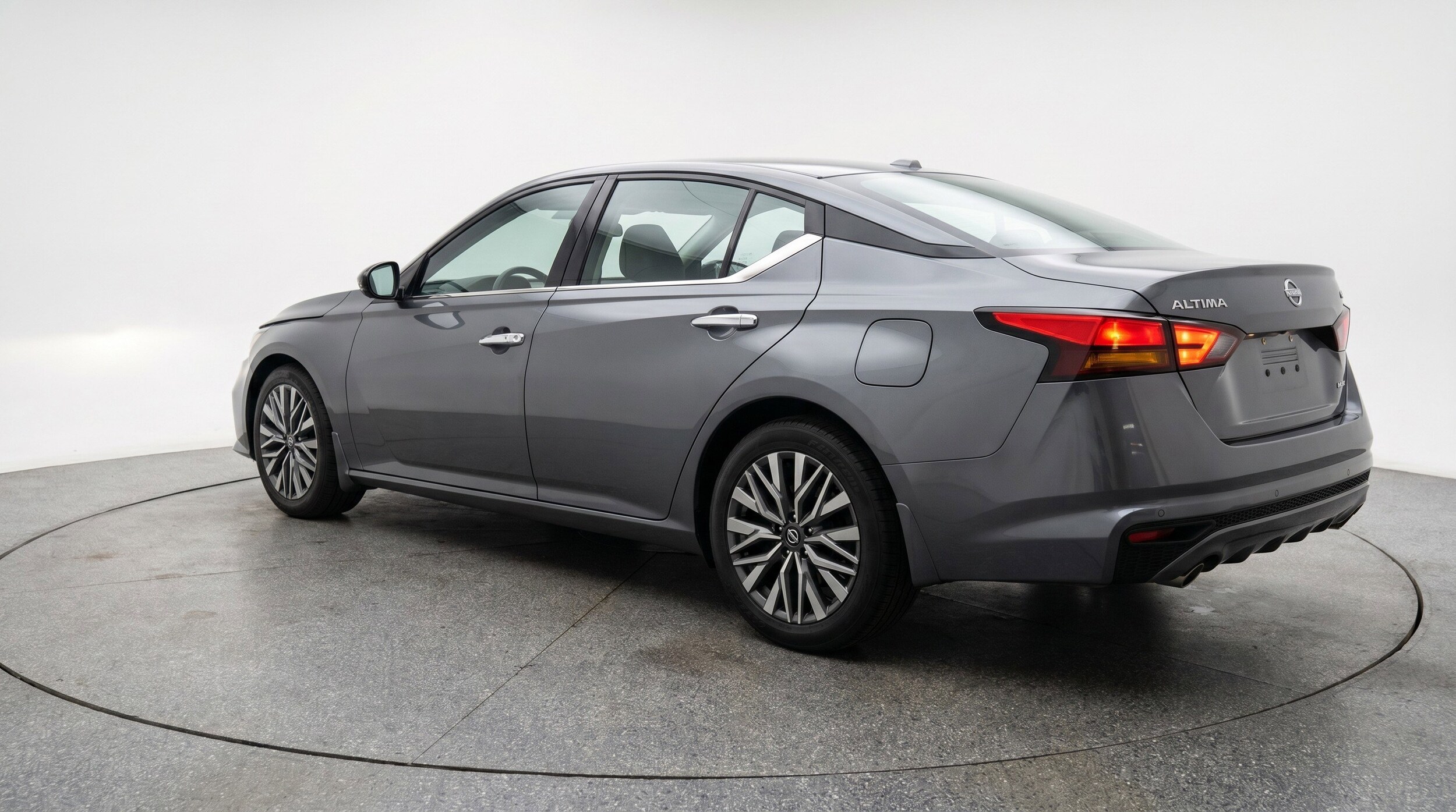 Thumbnail: 2025 Nissan Altima - 6