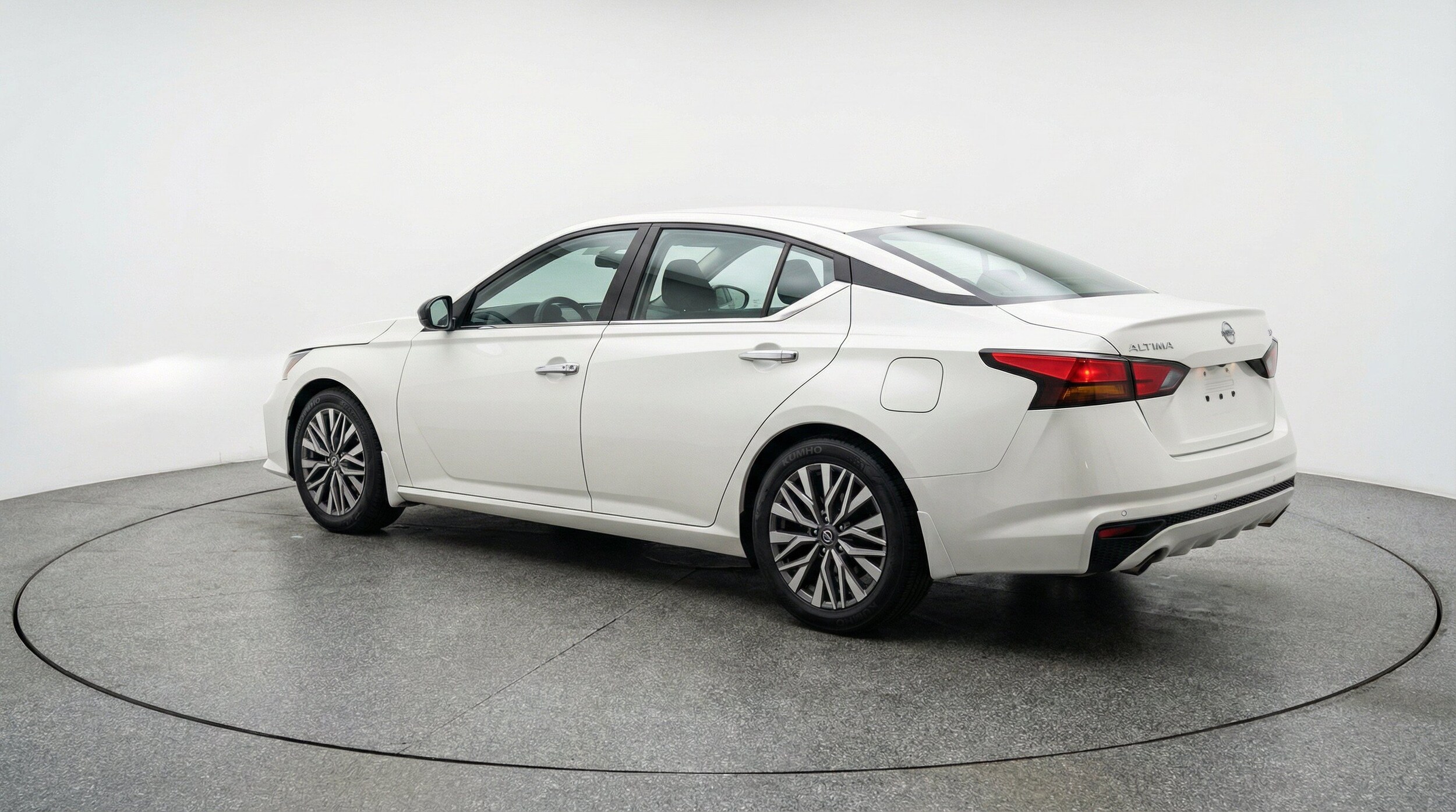 Thumbnail: 2025 Nissan Altima - 6