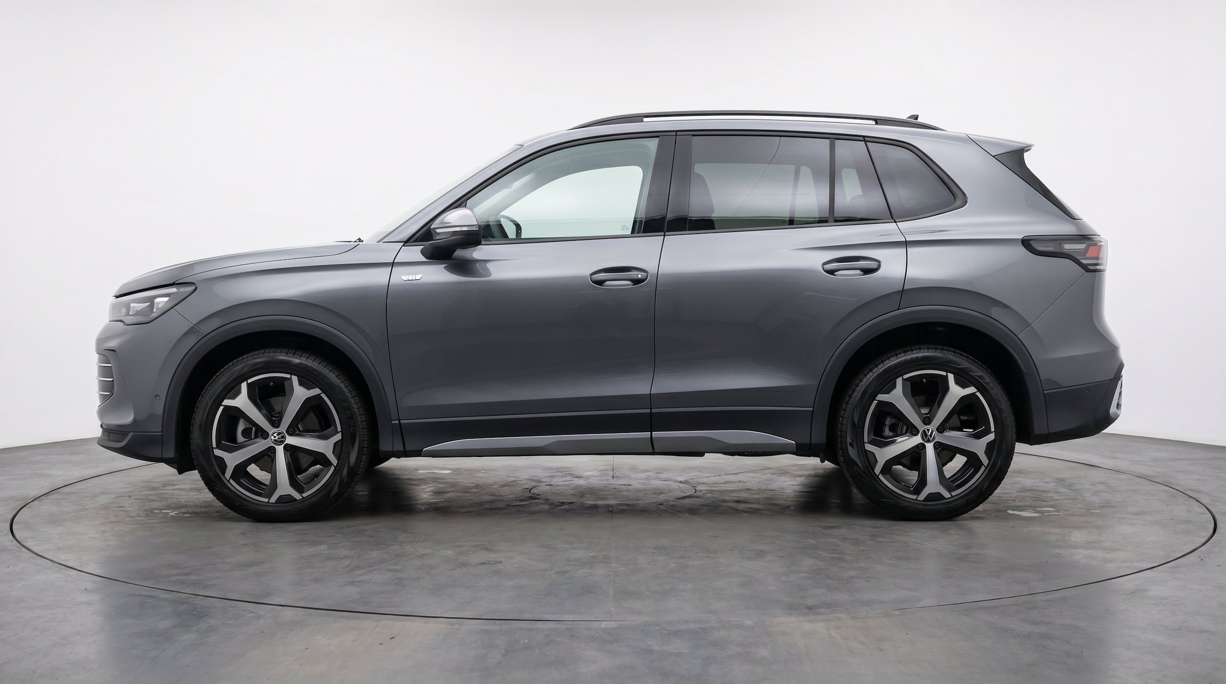 Thumbnail: 2026 Volkswagen Tiguan - 5