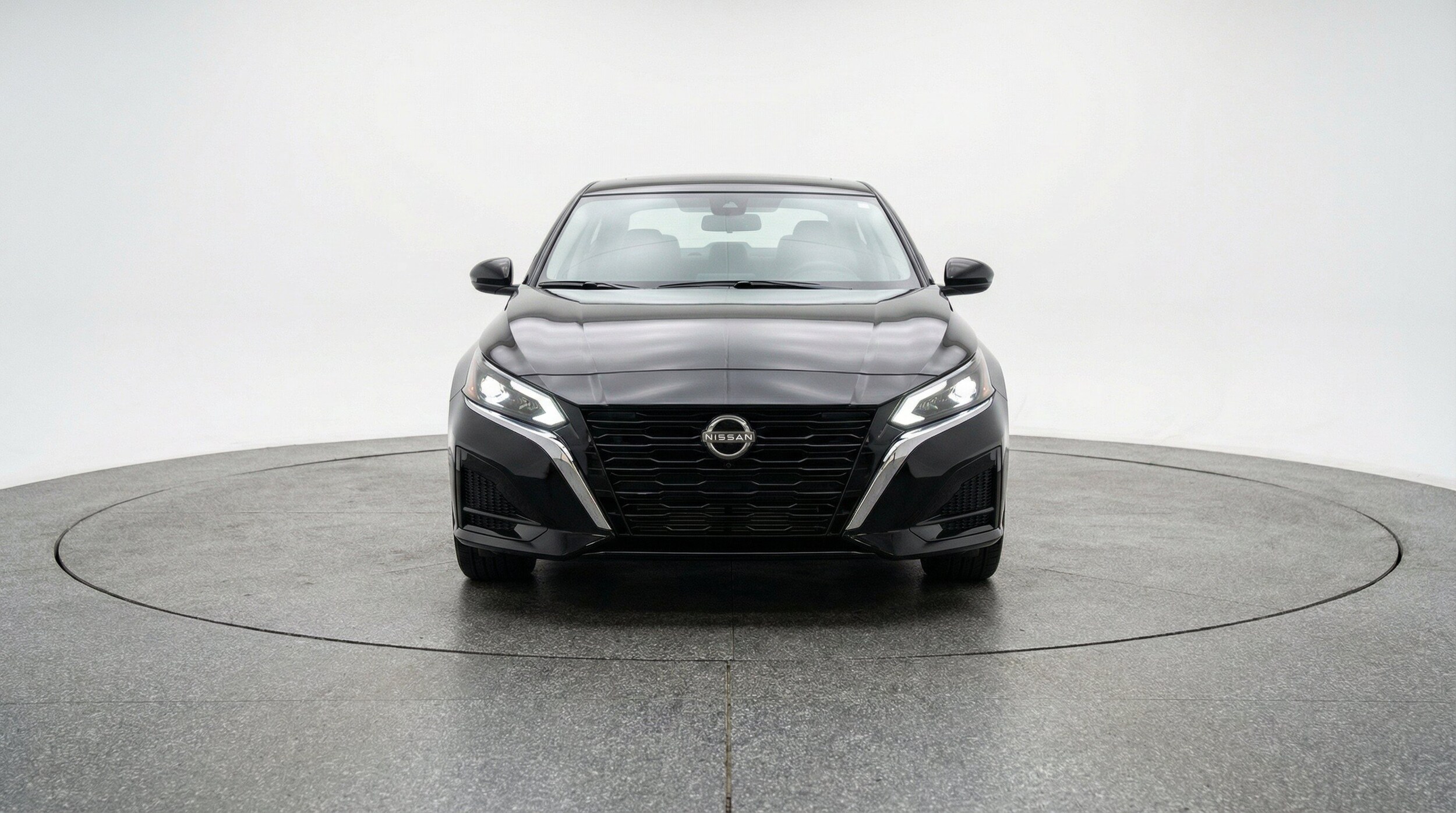 Thumbnail: 2025 Nissan Altima - 2