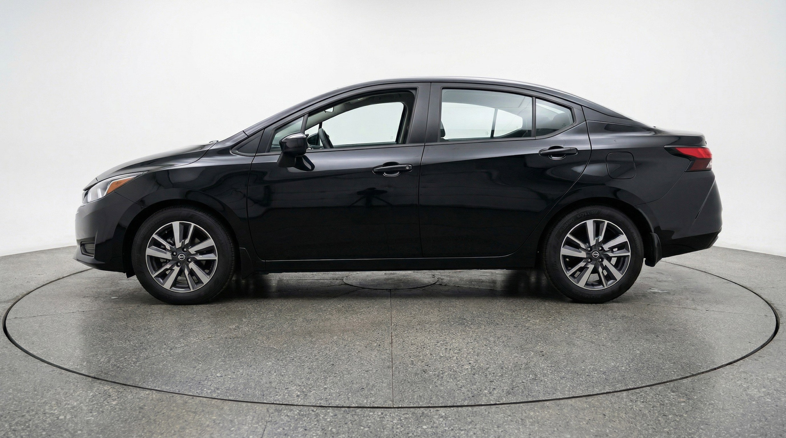 Thumbnail: 2025 Nissan Versa - 5