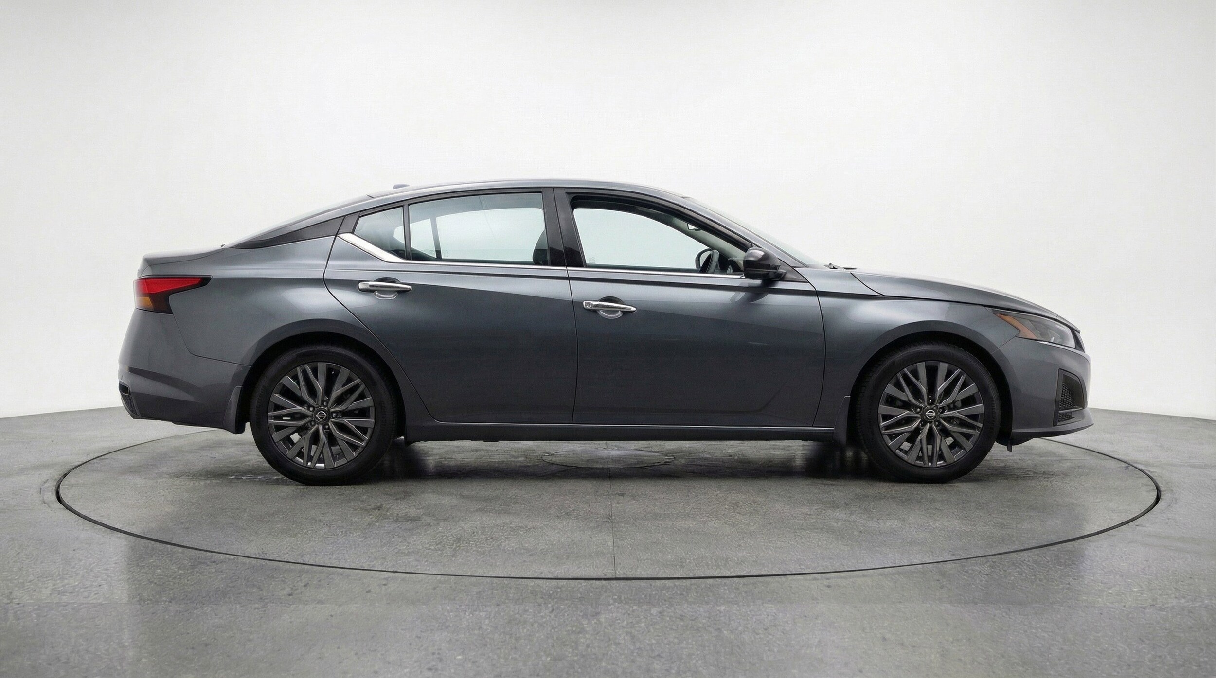 Thumbnail: 2025 Nissan Altima - 11