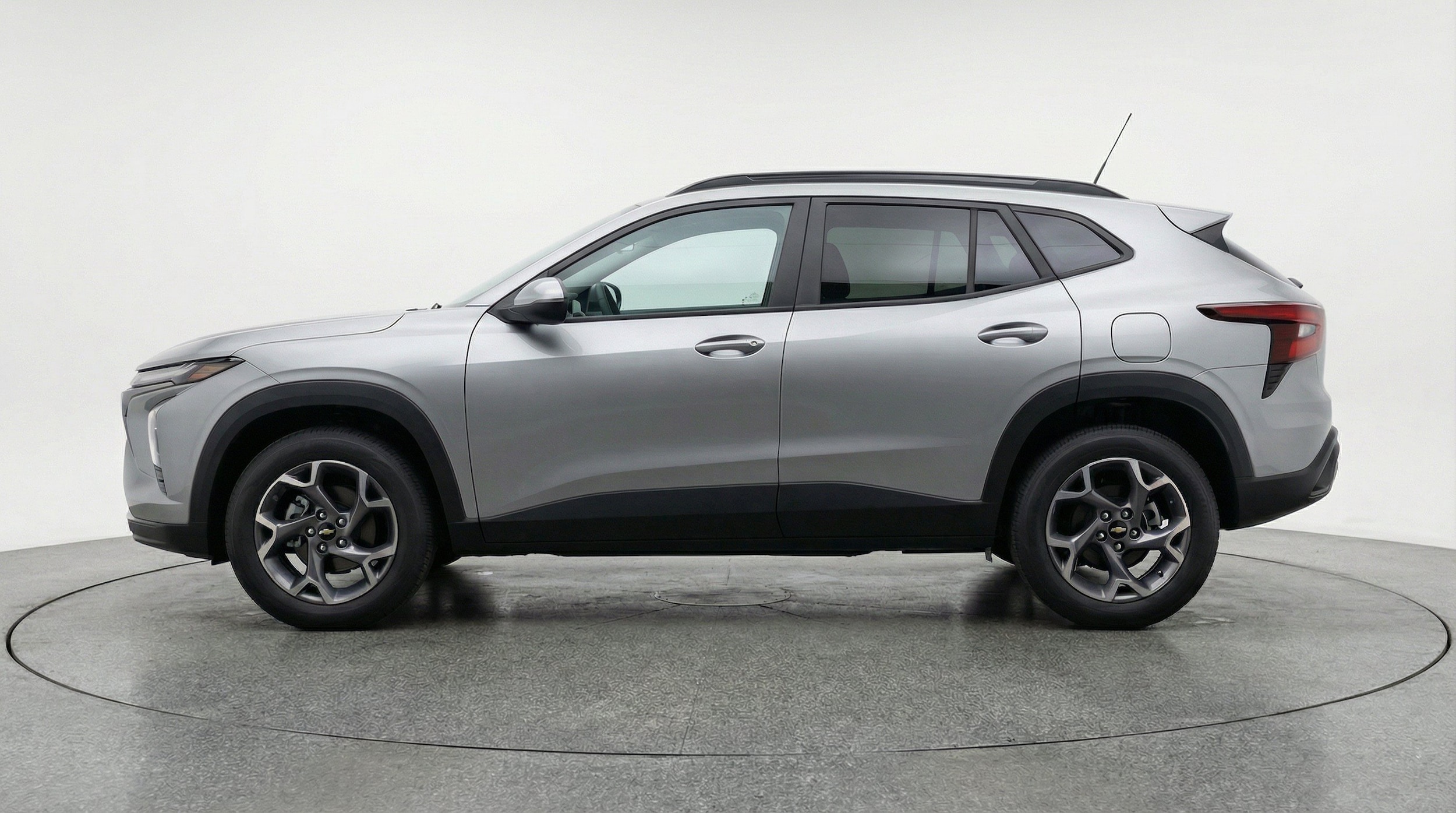 Thumbnail: 2025 Chevrolet Trax - 5