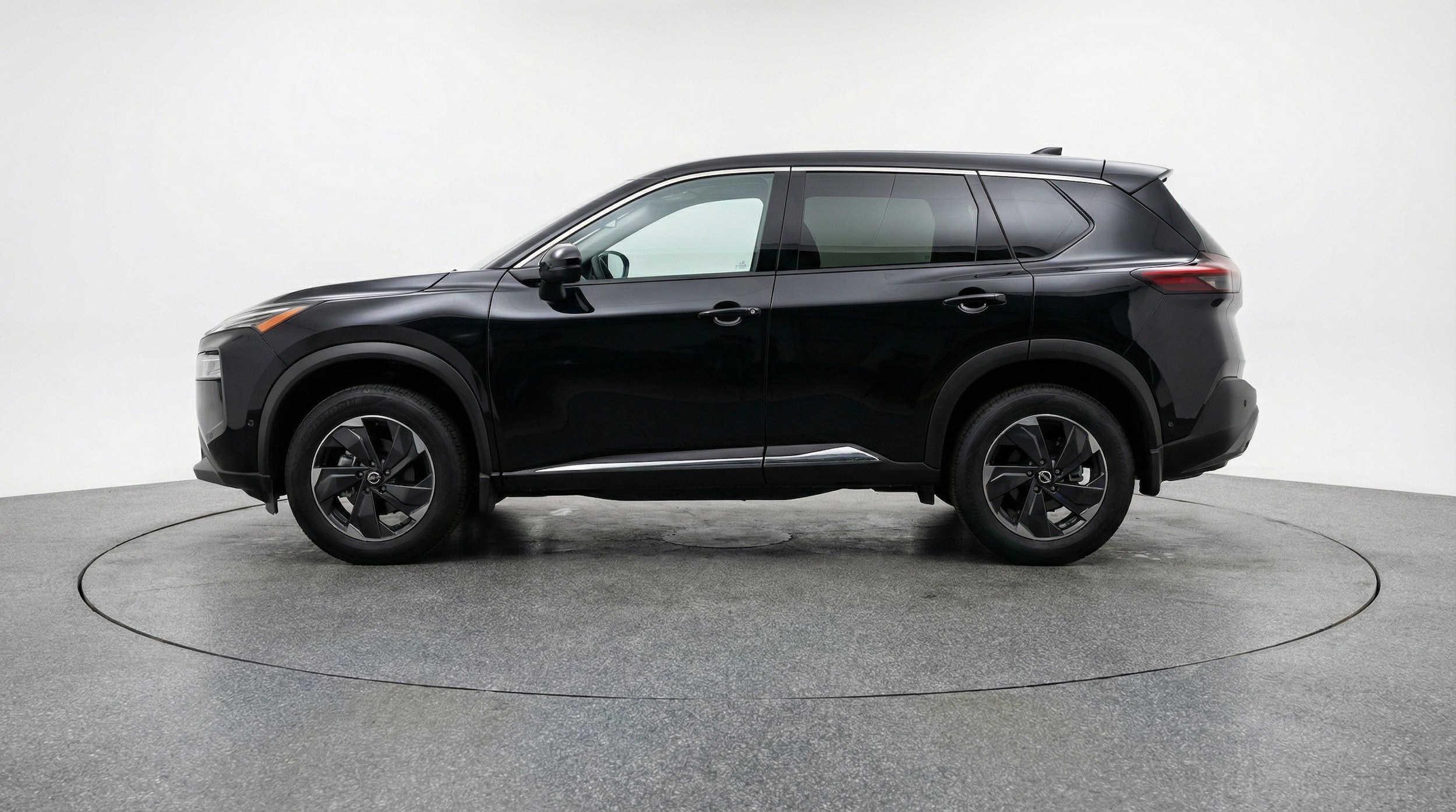 Thumbnail: 2025 Nissan Rogue - 5