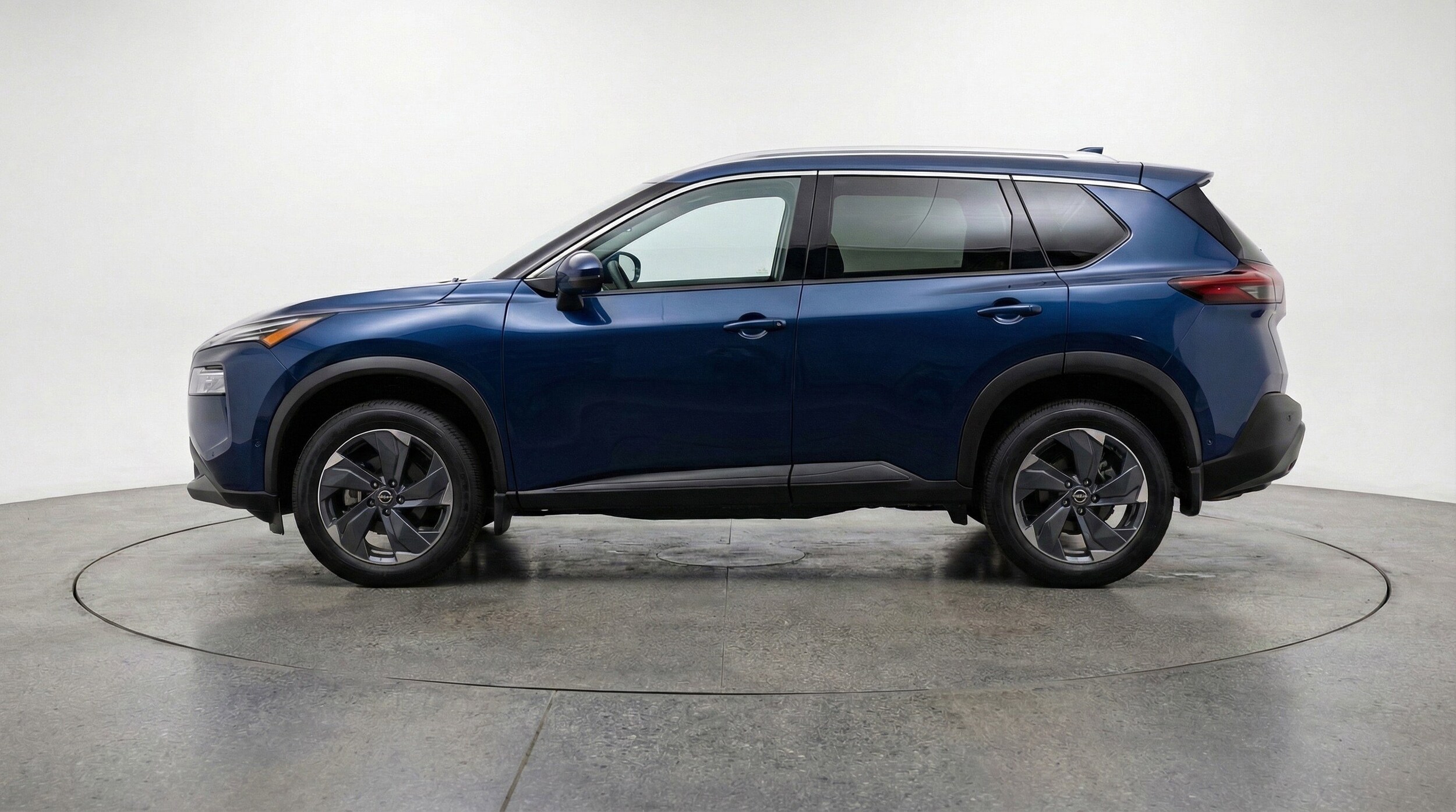 Thumbnail: 2025 Nissan Rogue - 5