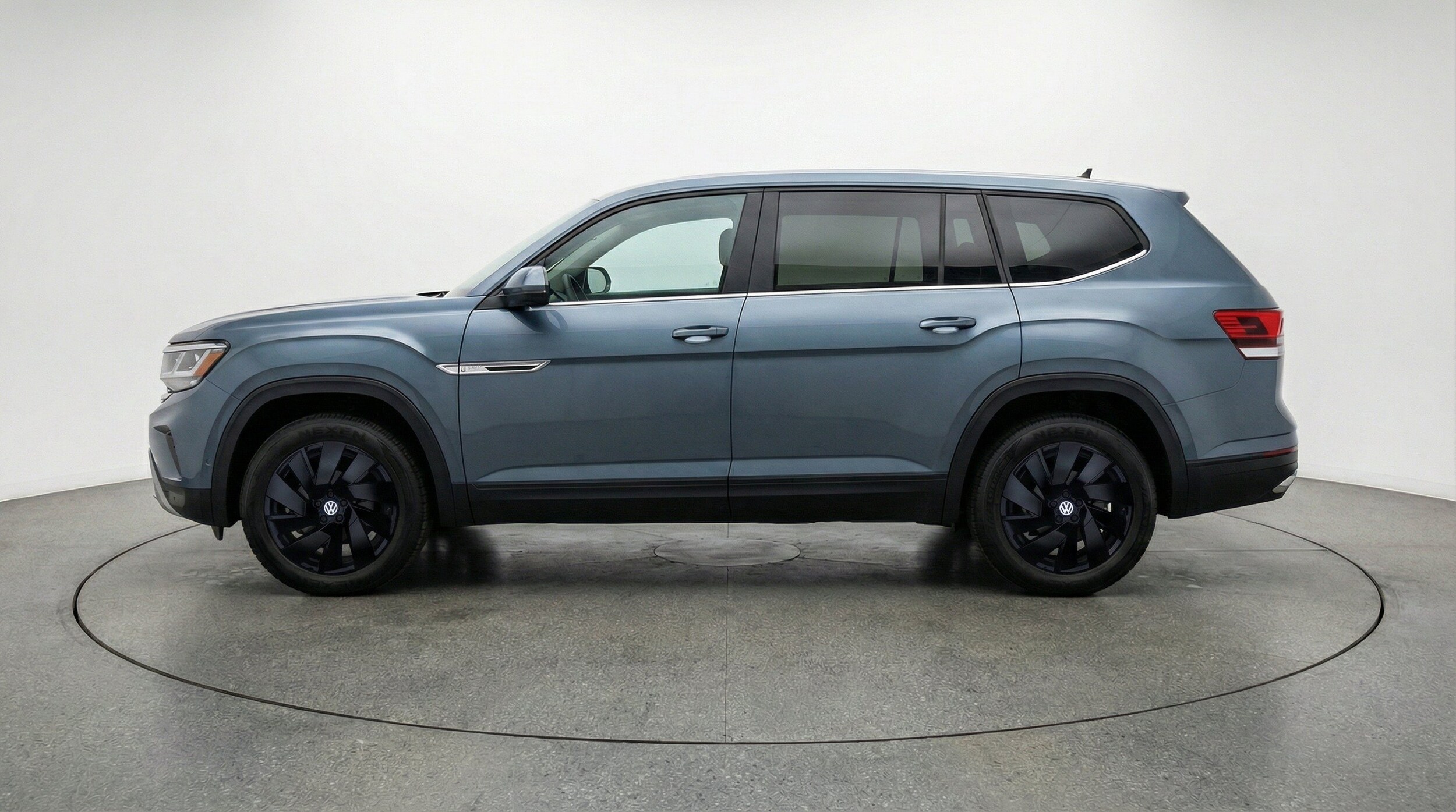Thumbnail: 2026 Volkswagen Atlas - 5