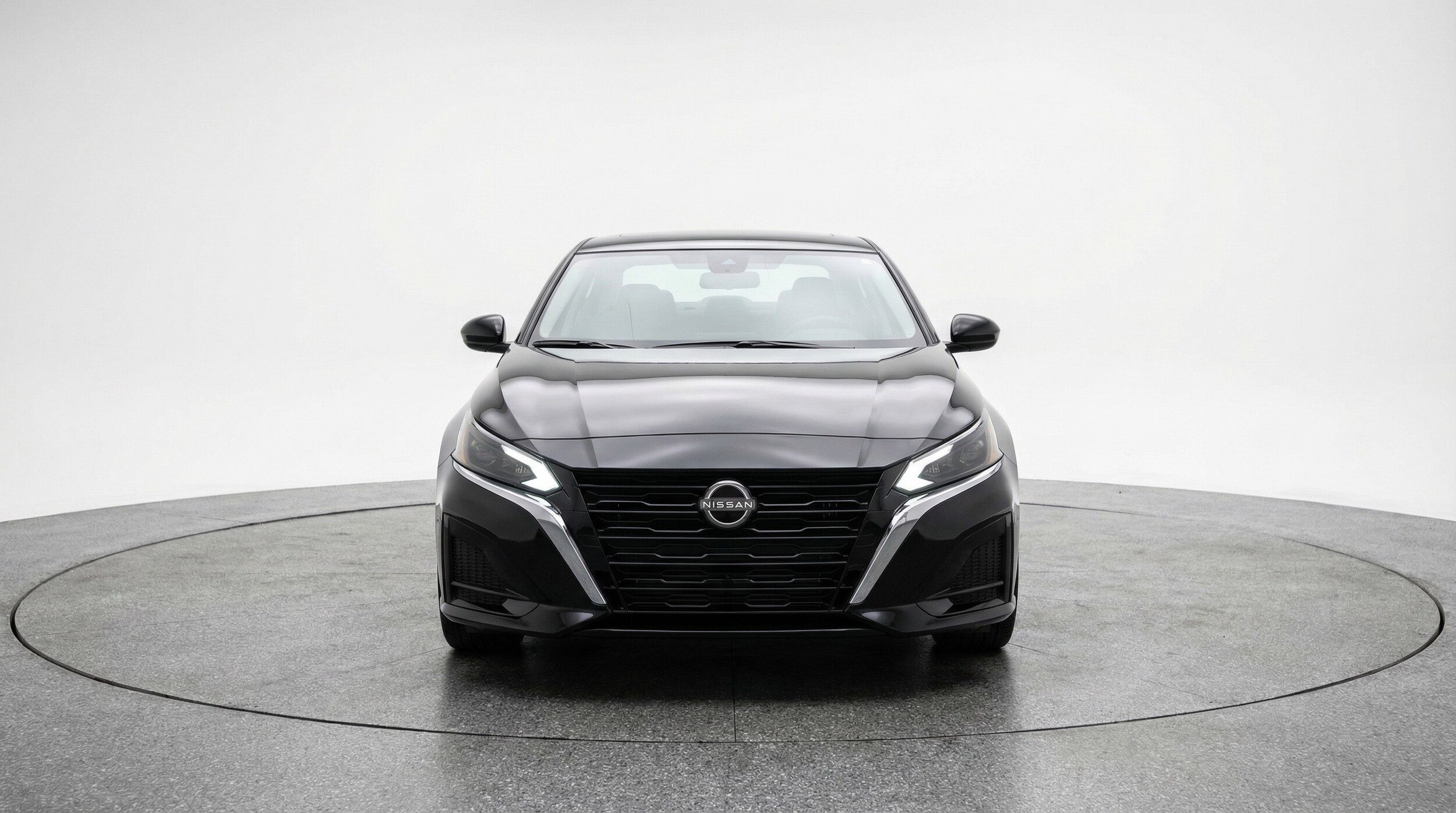 Thumbnail: 2025 Nissan Altima - 2