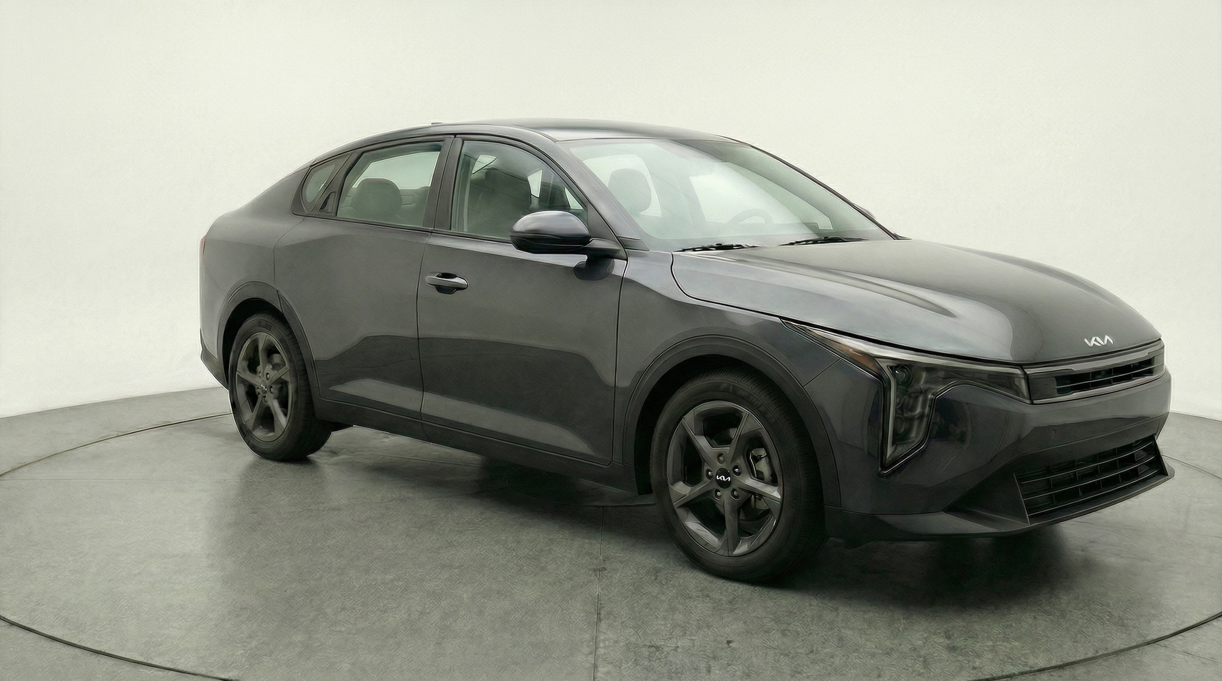 Thumbnail: 2025 Kia K4 - 1