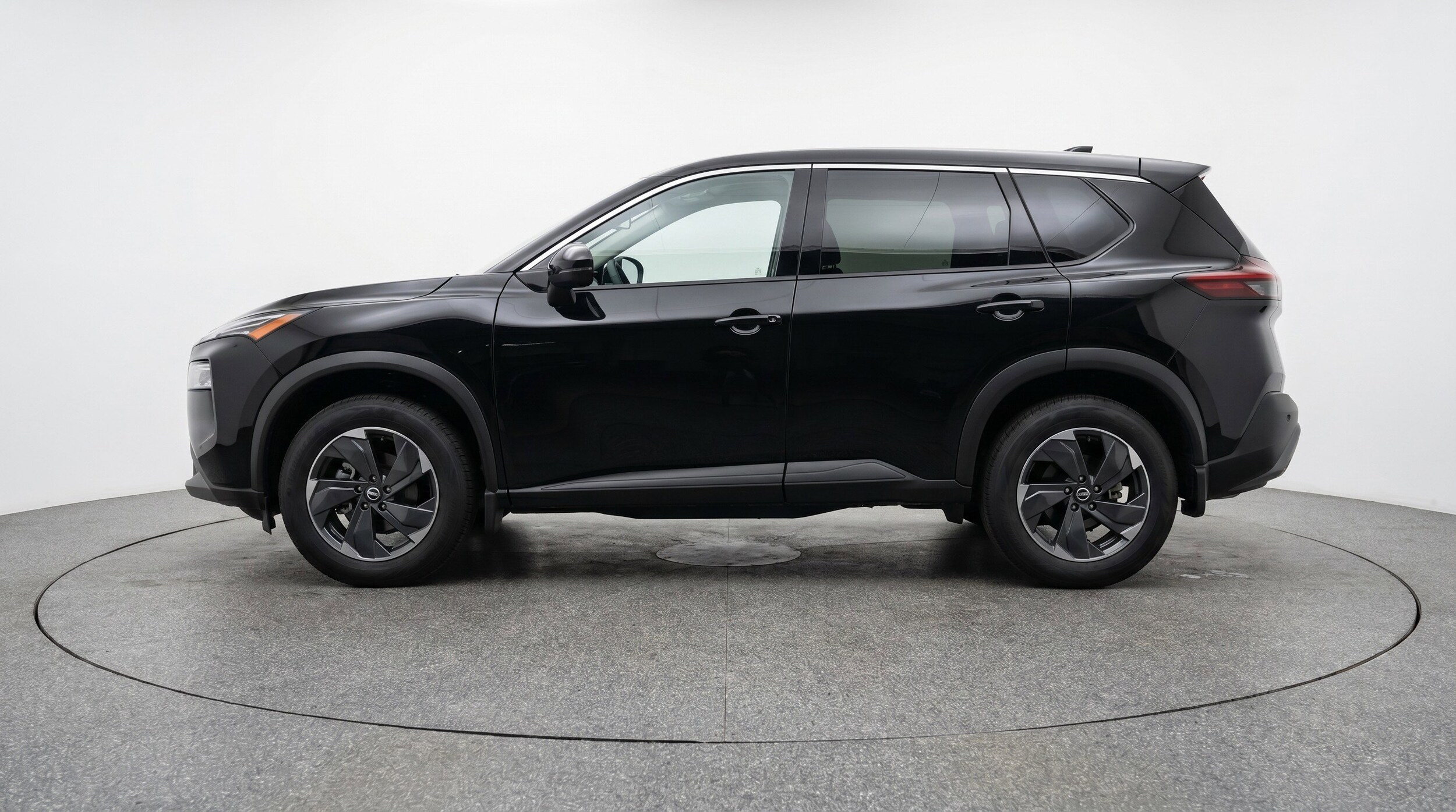 Thumbnail: 2025 Nissan Rogue - 5