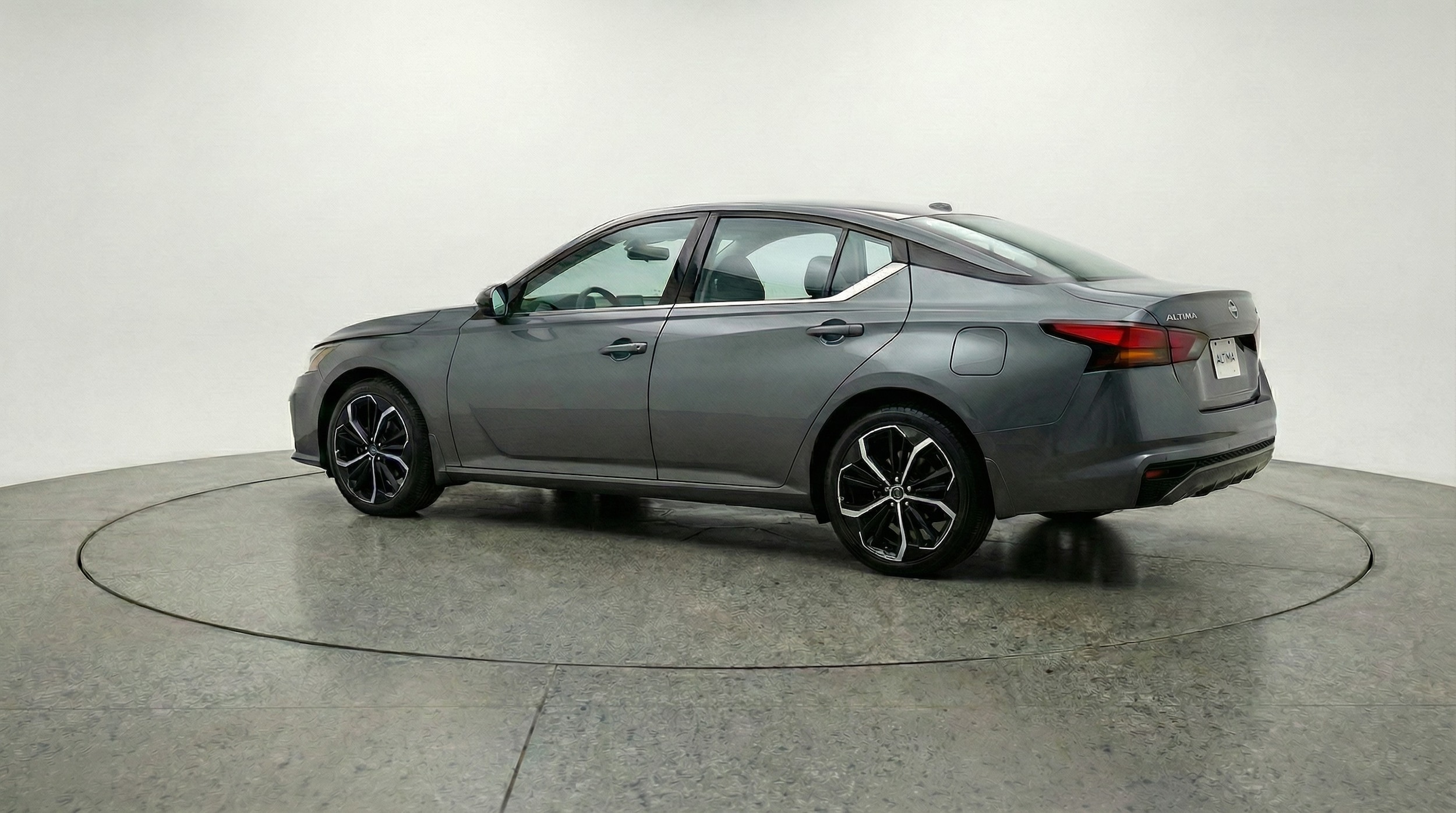 Thumbnail: 2025 Nissan Altima - 5