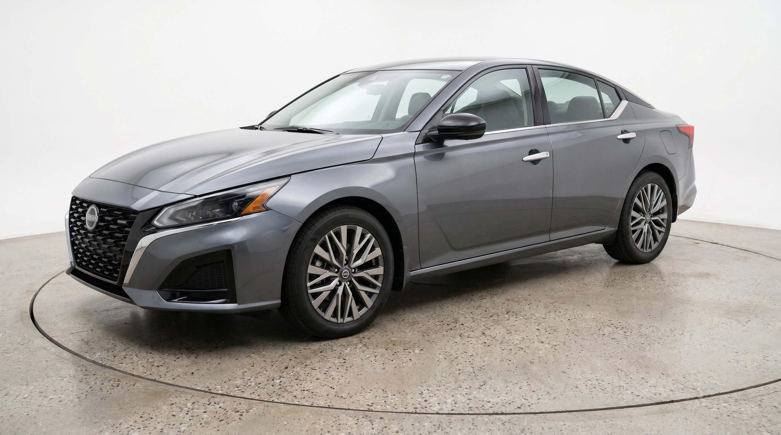 Thumbnail: 2025 Nissan Altima - 3