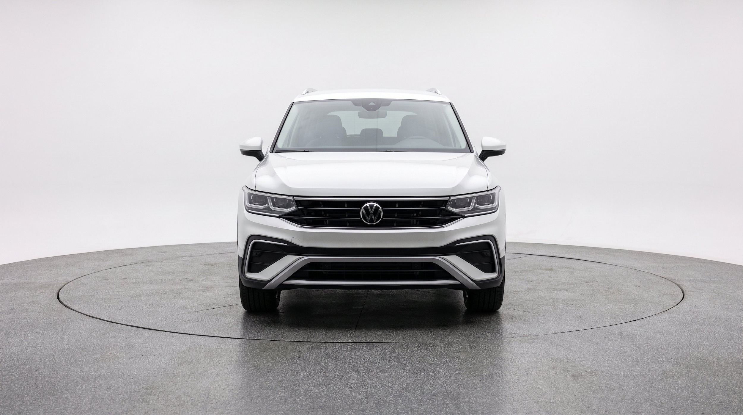 Thumbnail: 2026 Volkswagen Tiguan - 2
