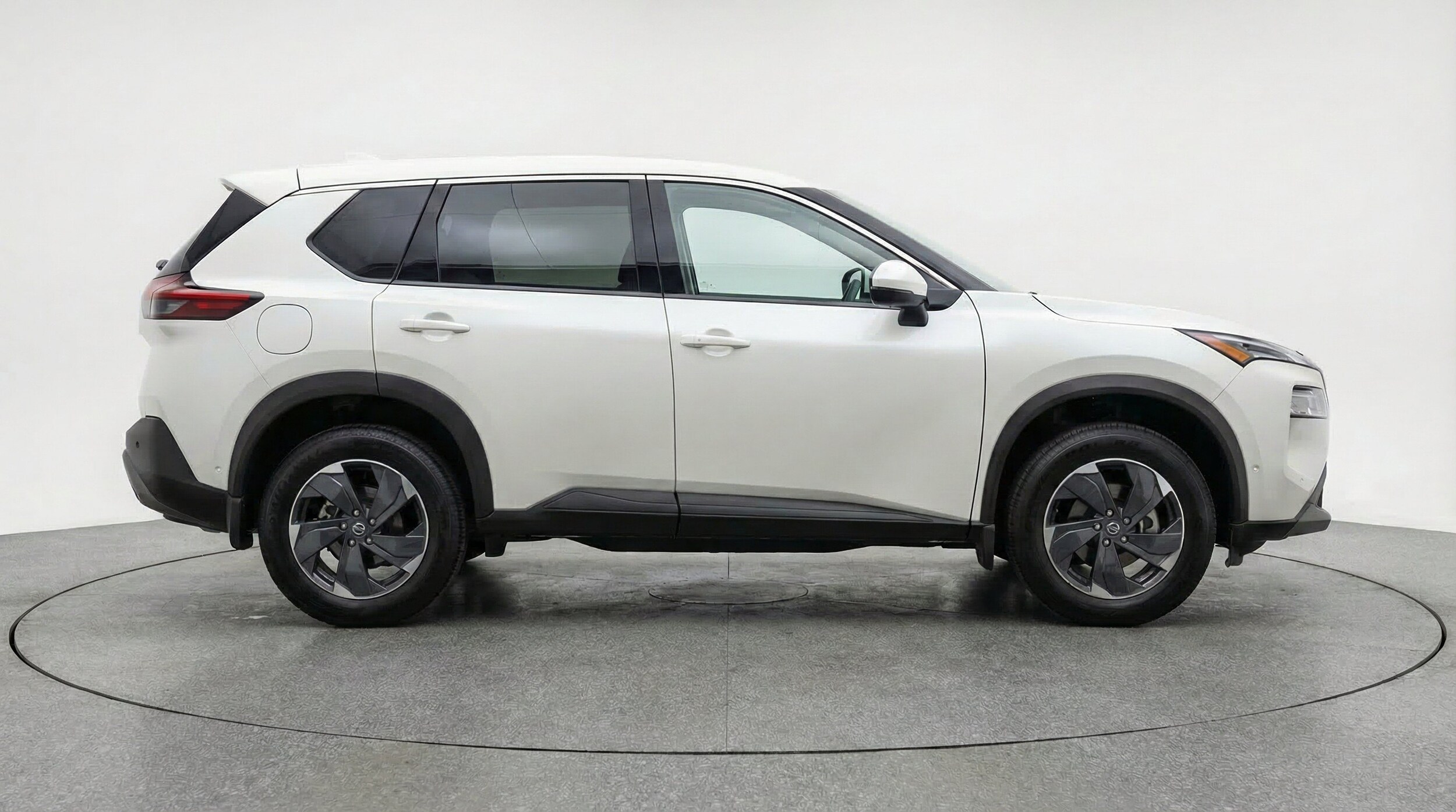 Thumbnail: 2025 Nissan Rogue - 11