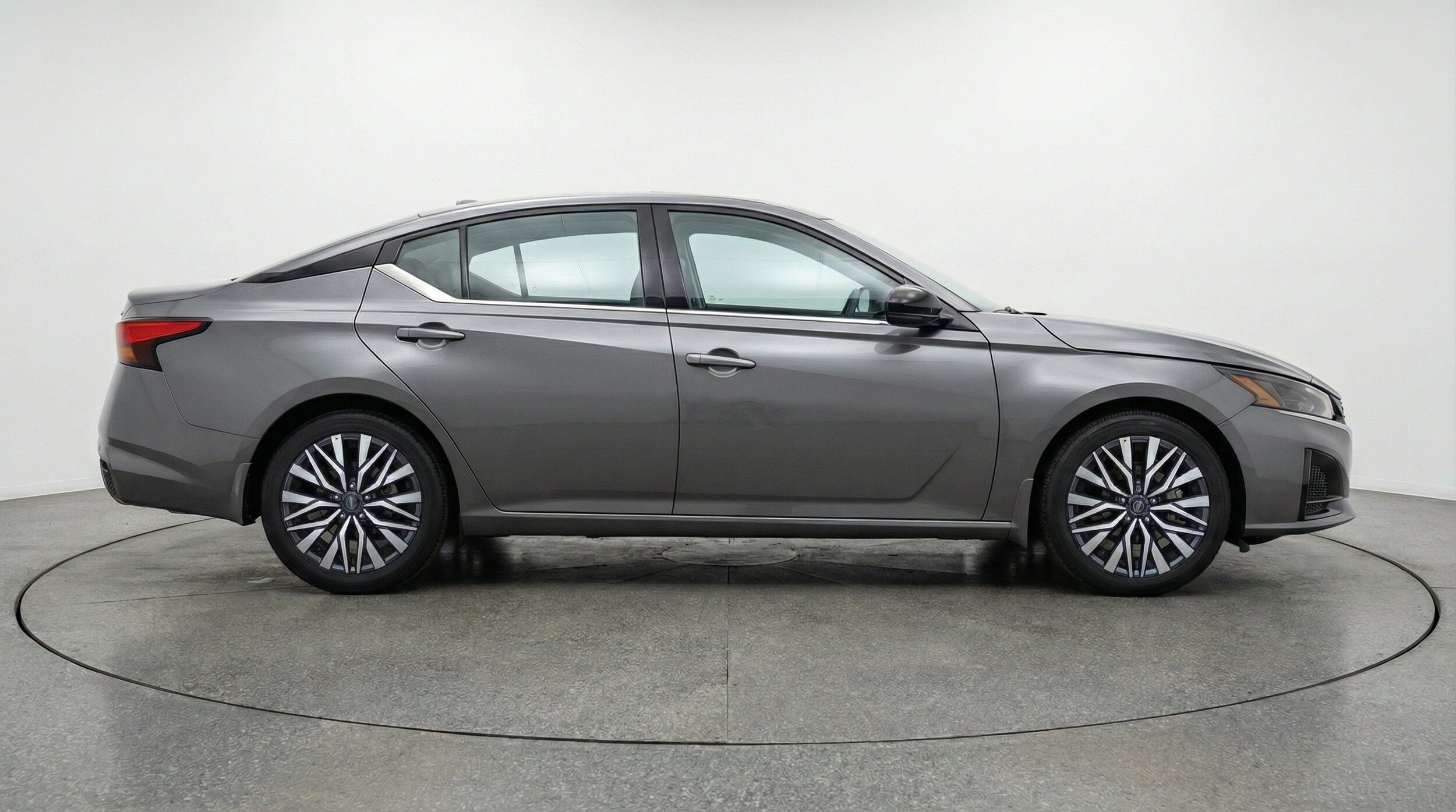 Thumbnail: 2025 Nissan Altima - 11