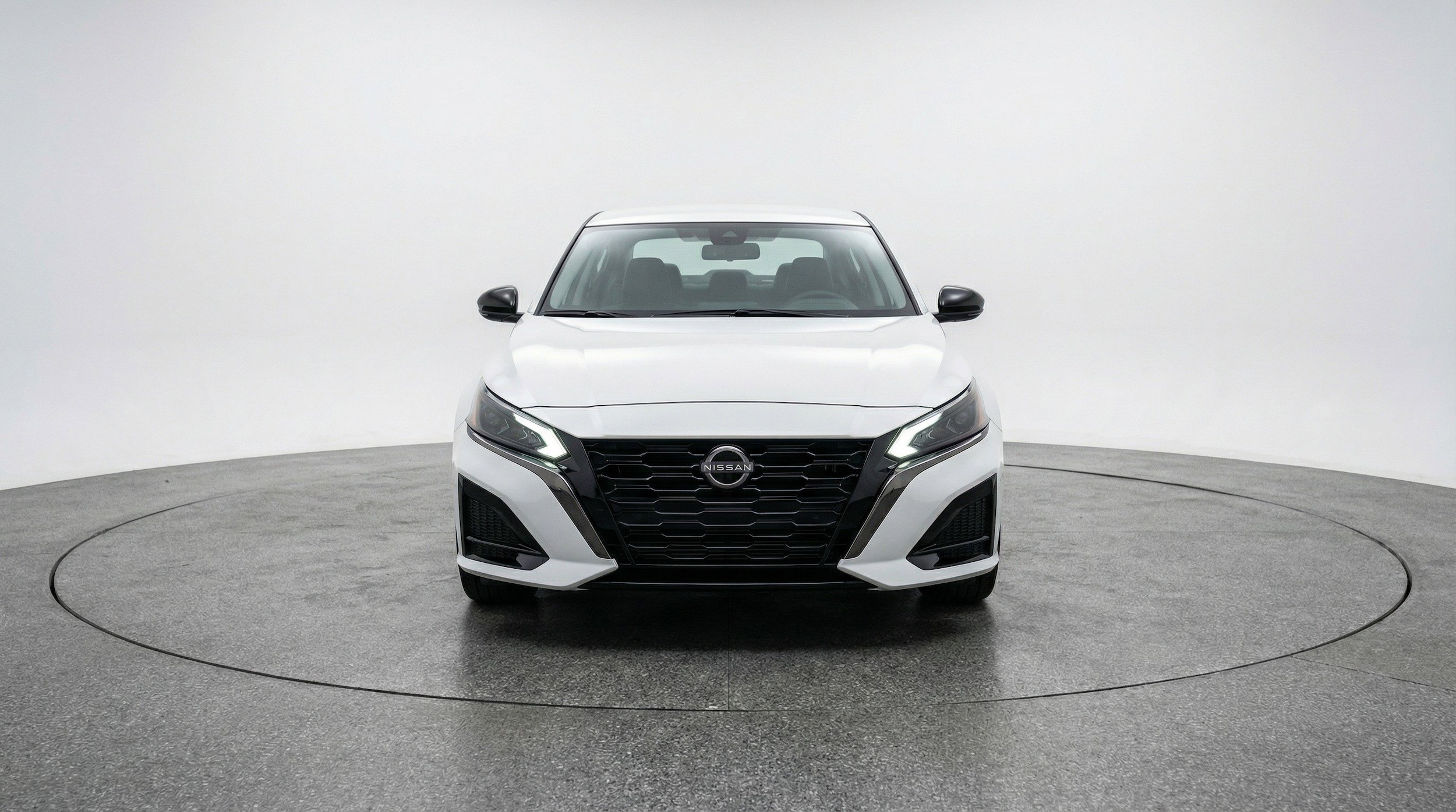 Thumbnail: 2025 Nissan Altima - 2