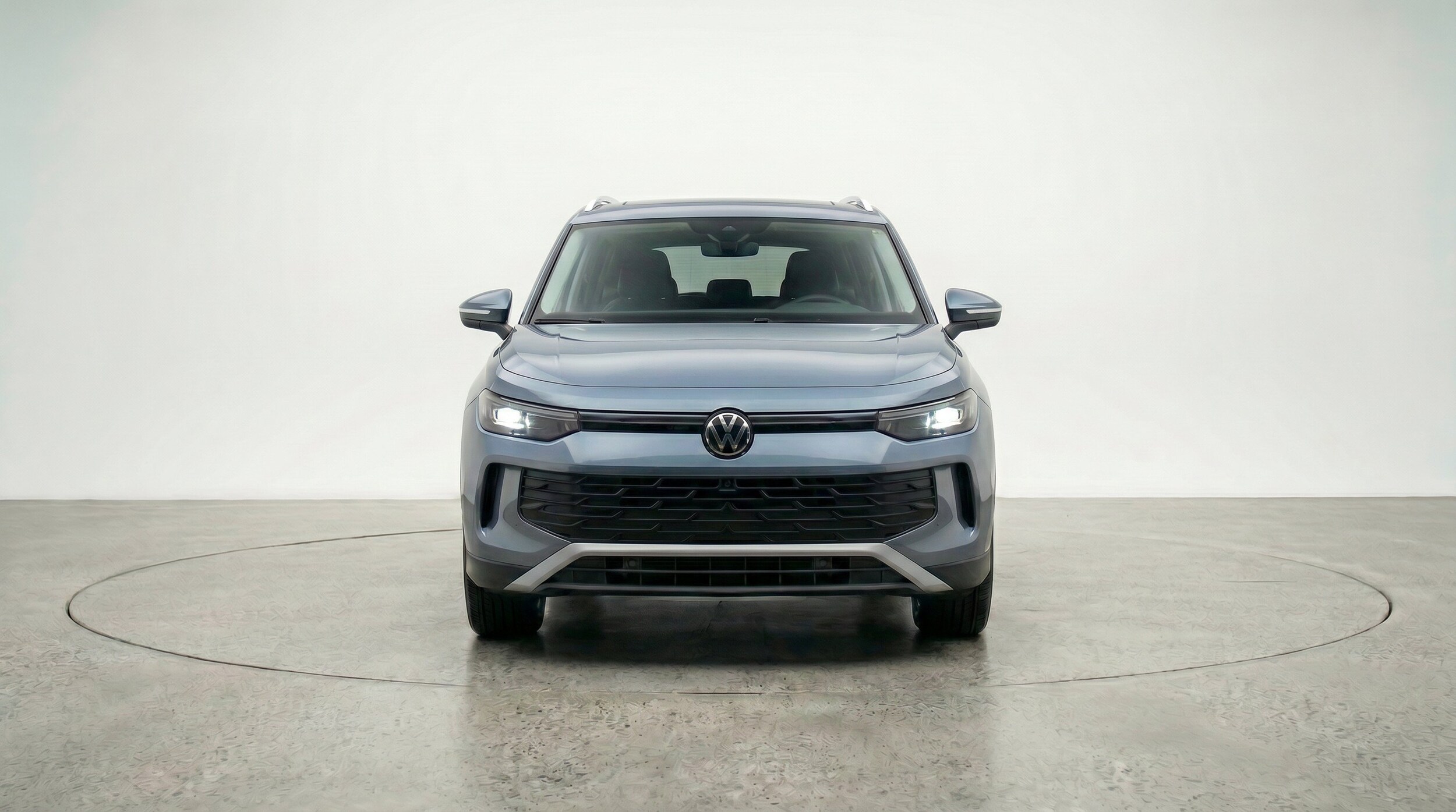 Thumbnail: 2026 Volkswagen Tiguan - 2