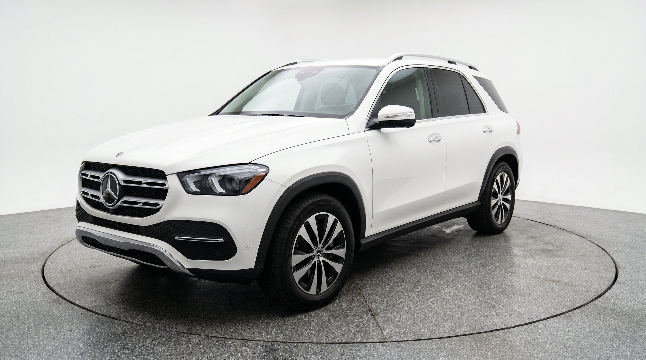 Thumbnail: 2026 Mercedes-Benz GLE - 3
