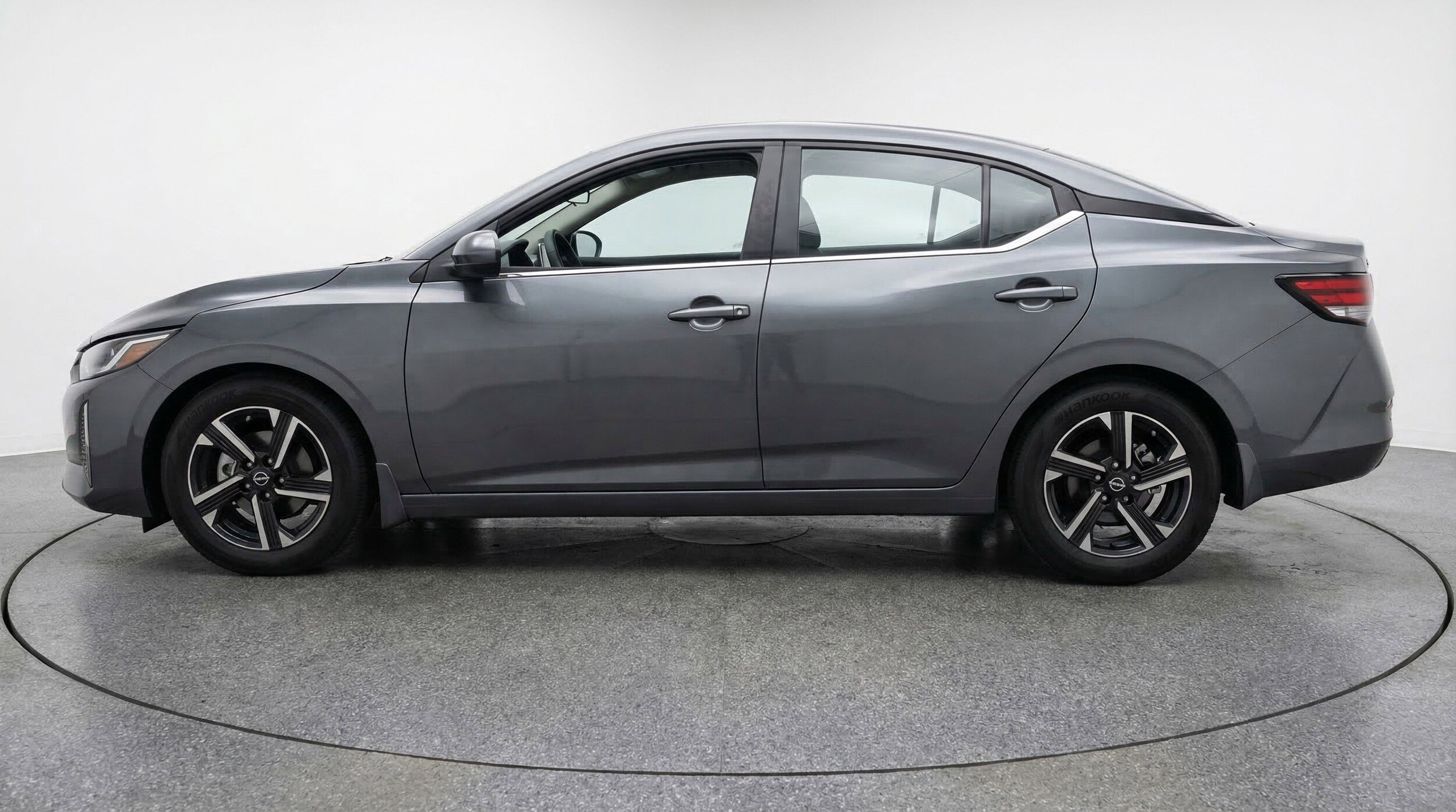 Thumbnail: 2025 Nissan Sentra - 5