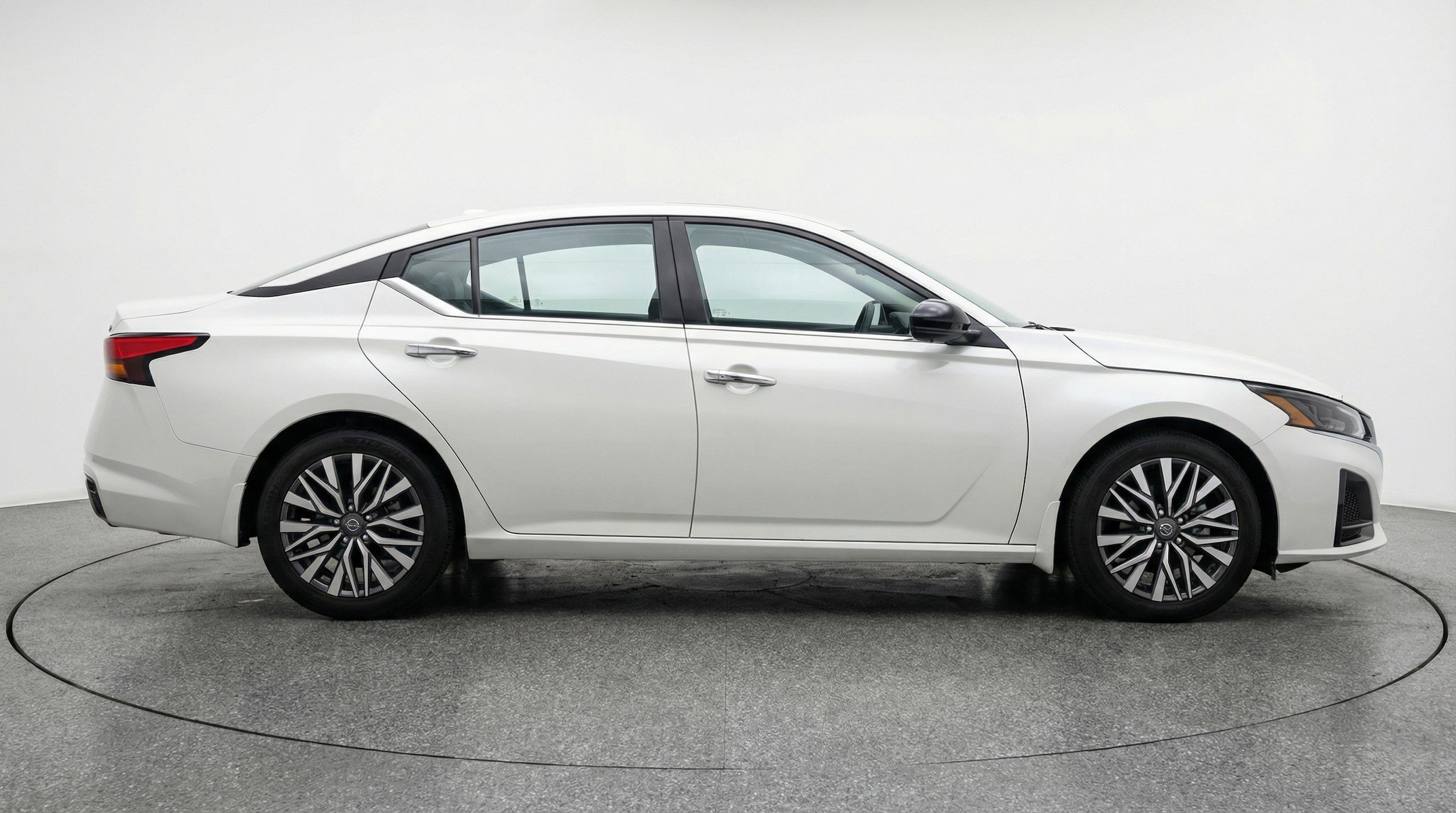 Thumbnail: 2025 Nissan Altima - 11