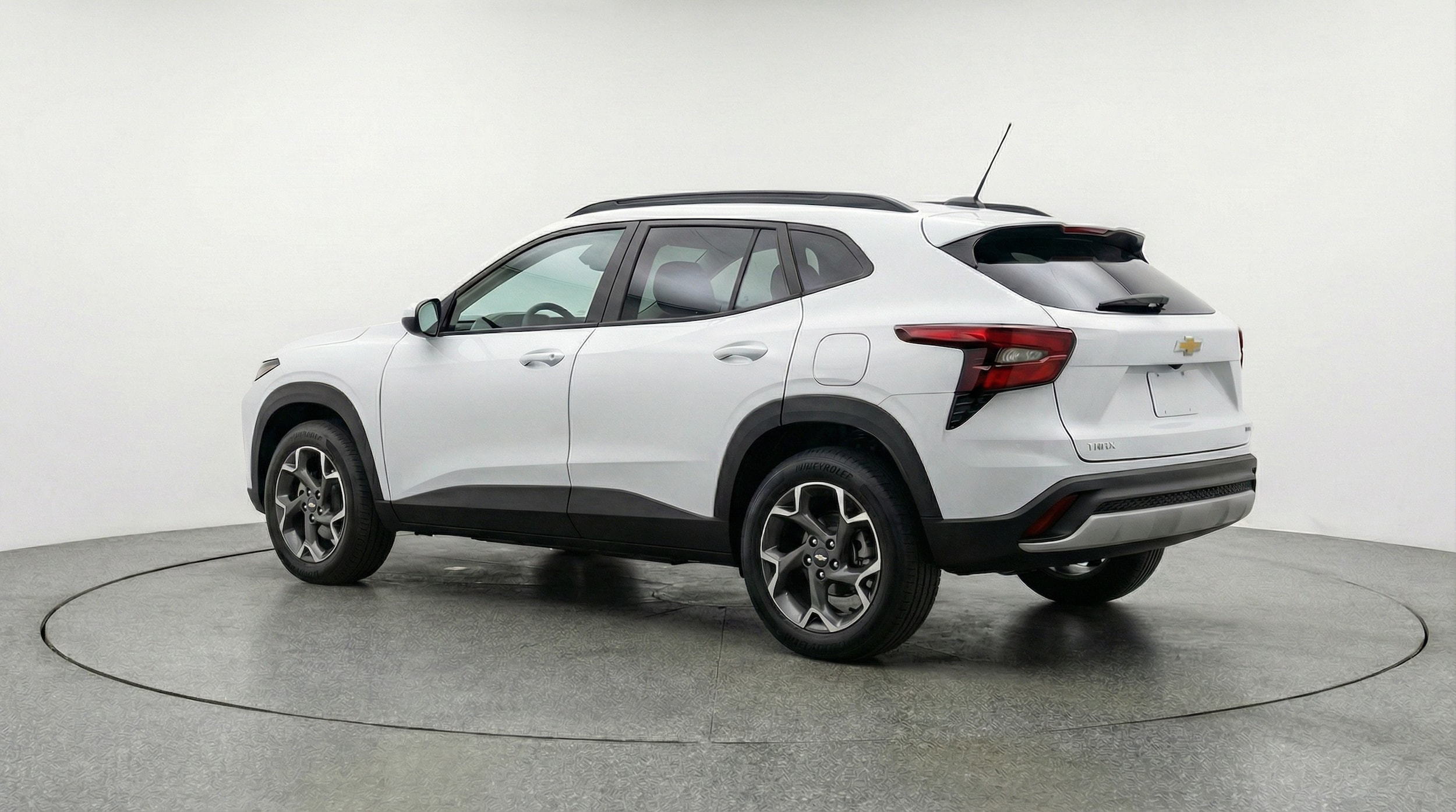 Thumbnail: 2025 Chevrolet Trax - 5