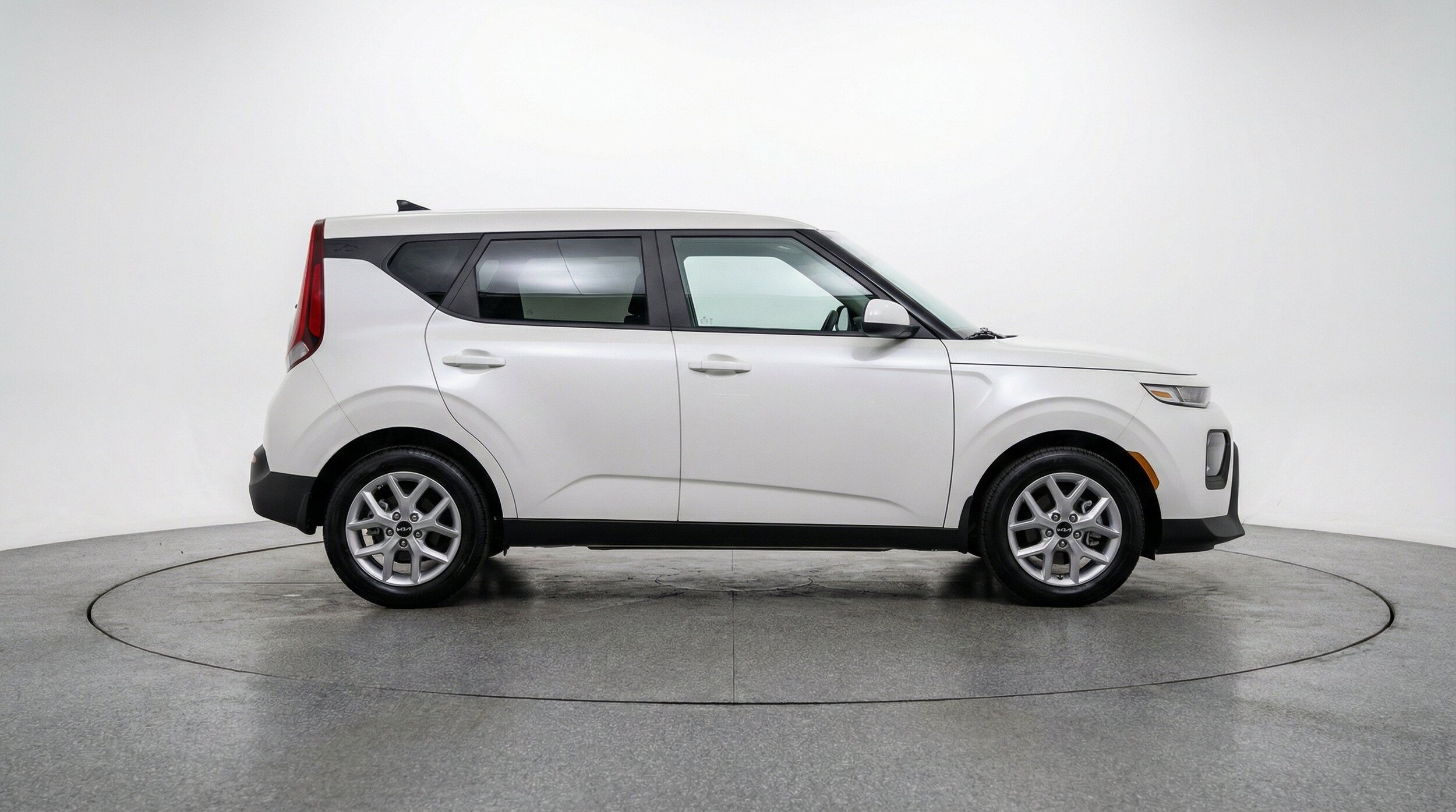 Thumbnail: 2025 Kia Soul - 11