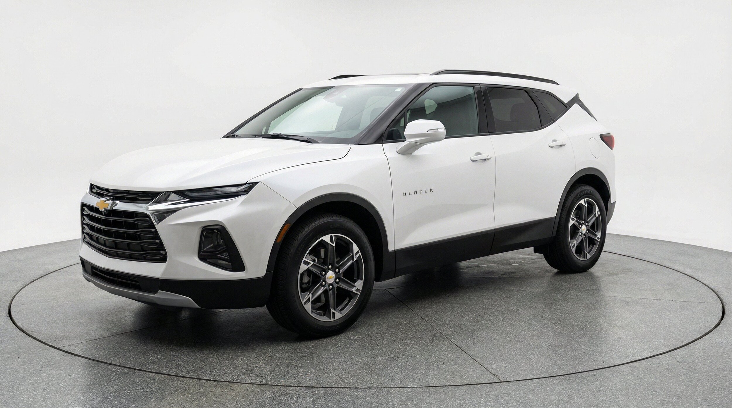 Thumbnail: 2026 Chevrolet Blazer - 3