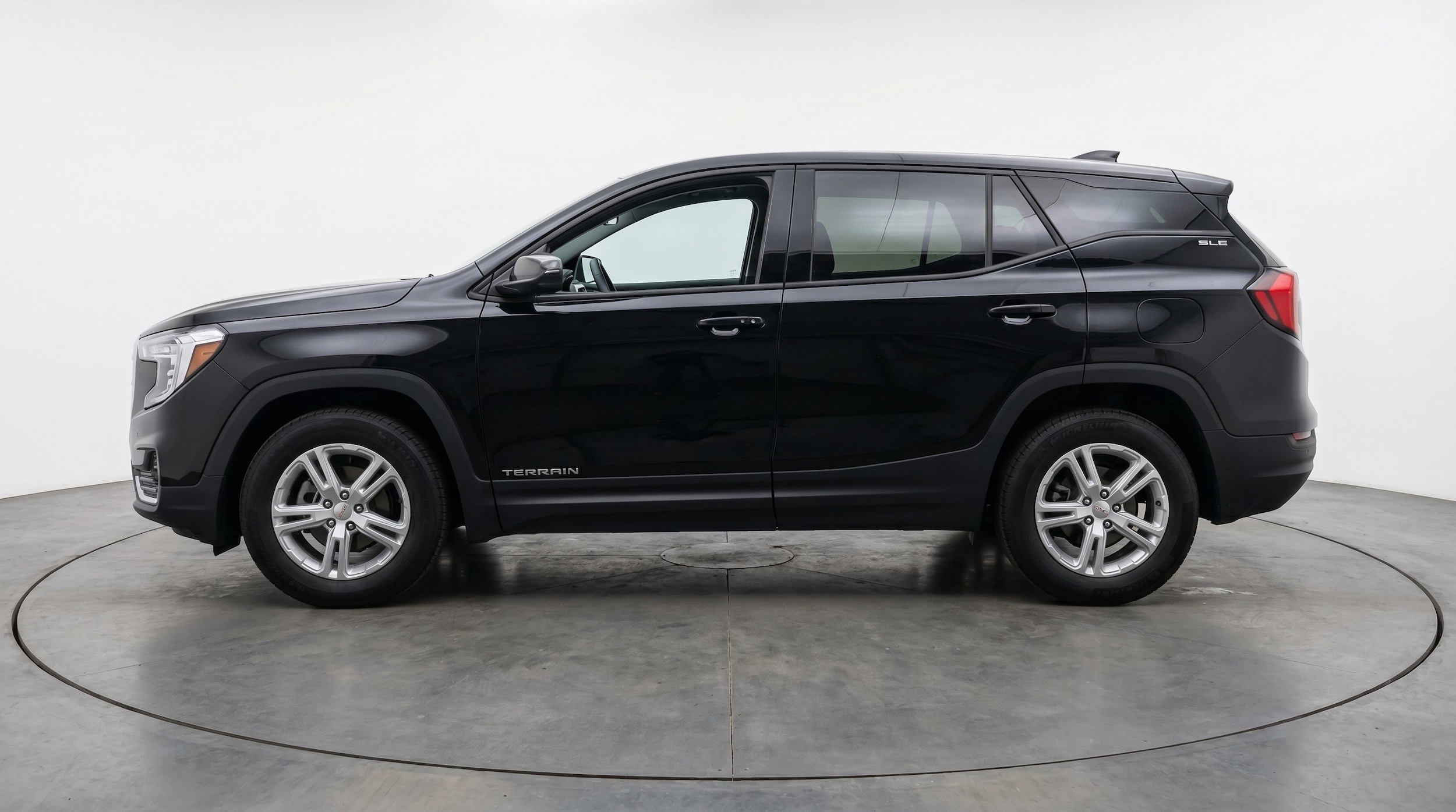 Thumbnail: 2024 GMC Terrain - 5