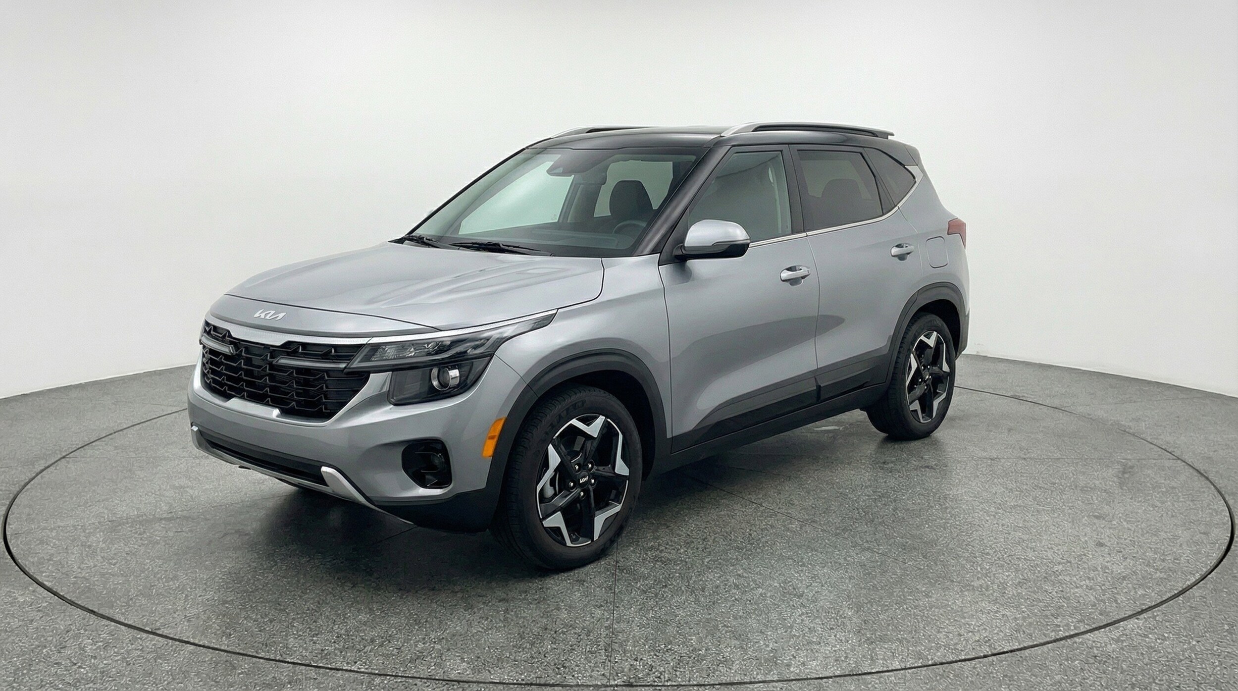 Thumbnail: 2025 Kia Seltos - 3