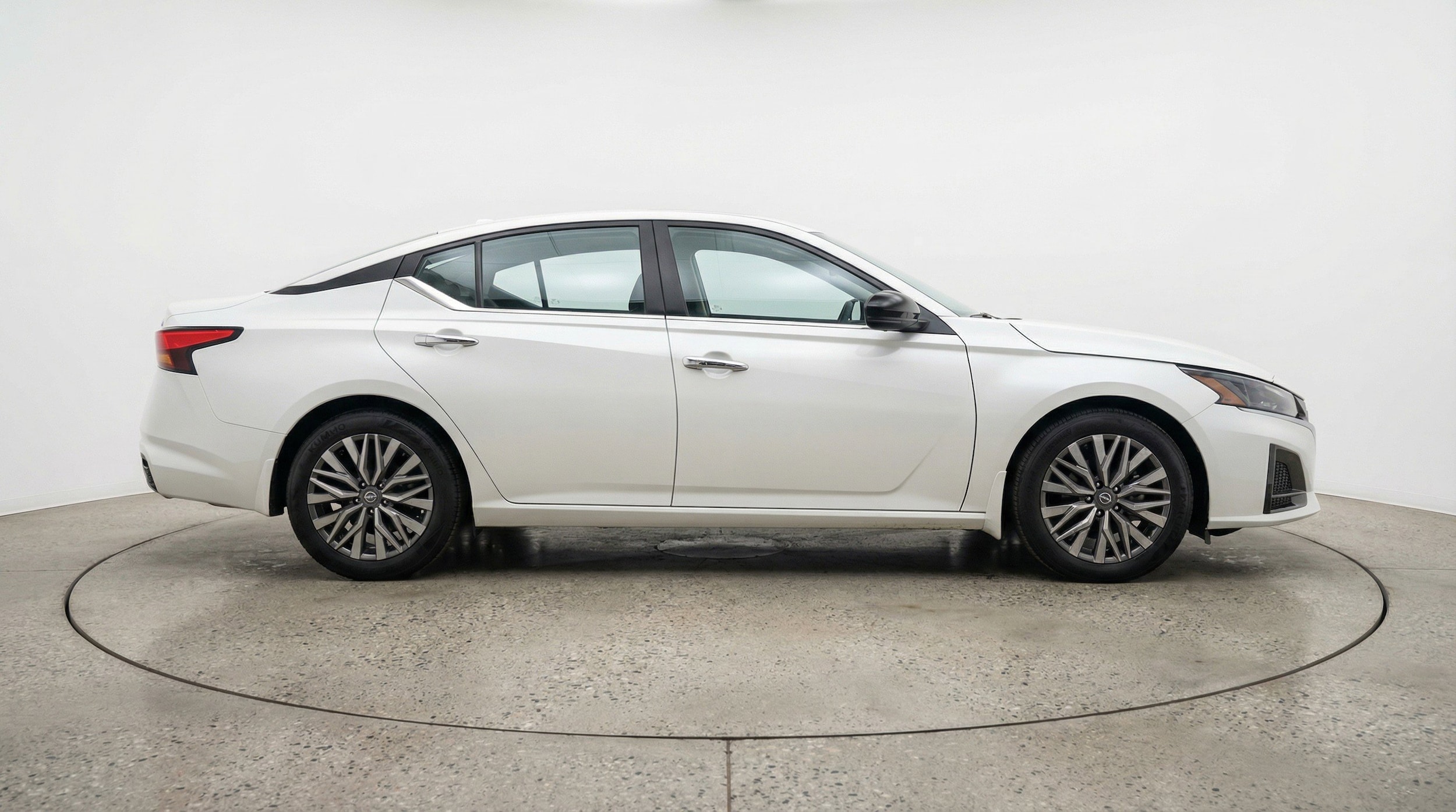 Thumbnail: 2025 Nissan Altima - 11