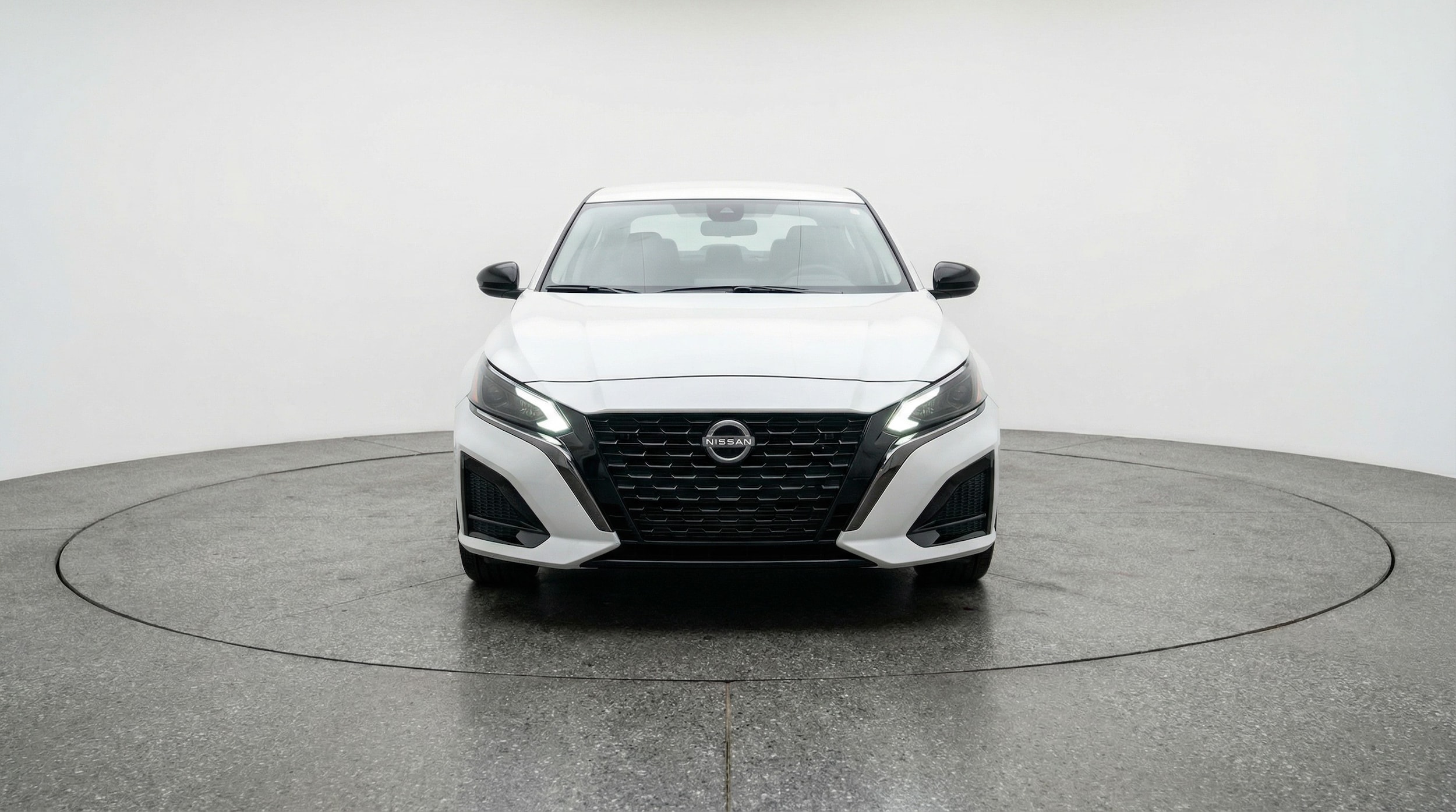 Thumbnail: 2025 Nissan Altima - 2