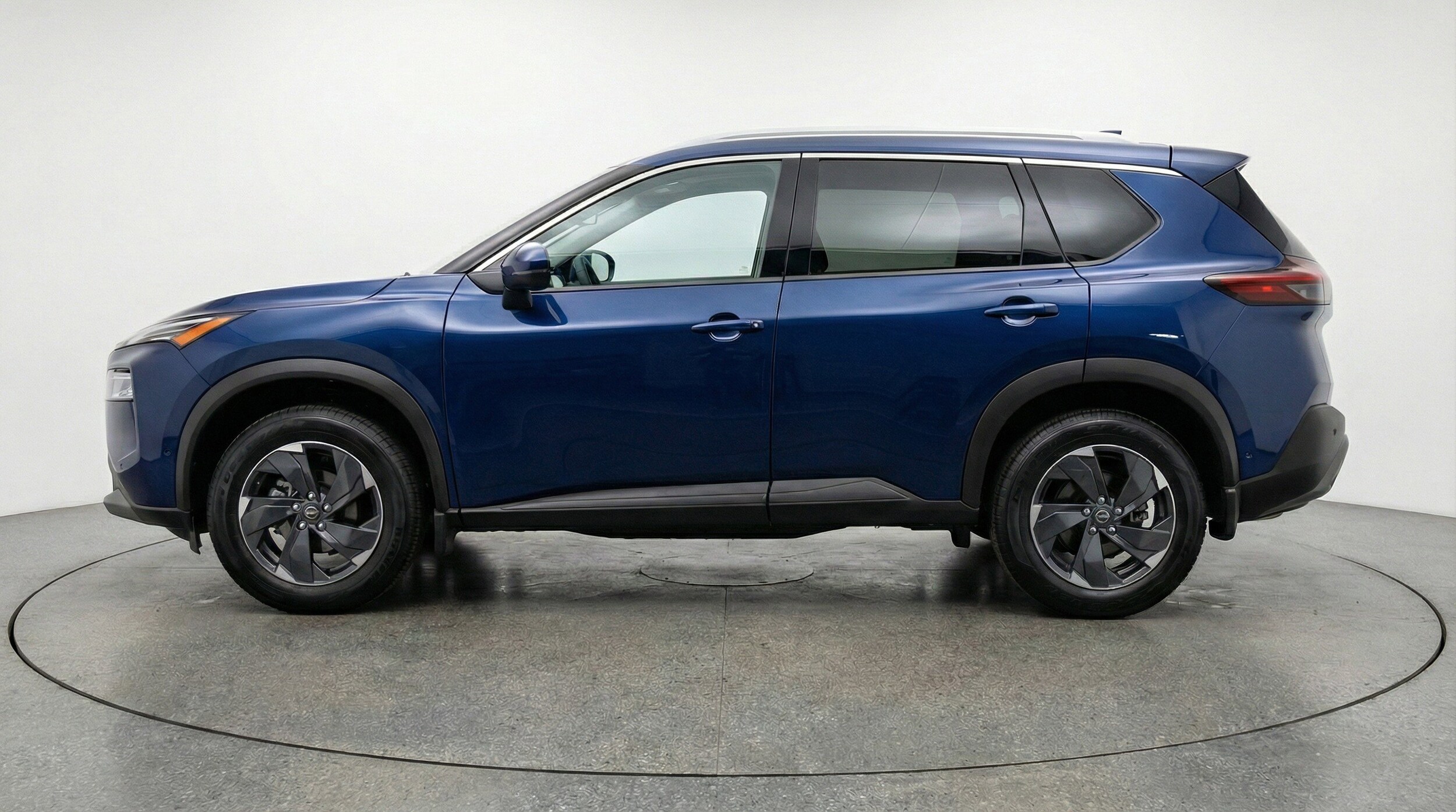 Thumbnail: 2025 Nissan Rogue - 5