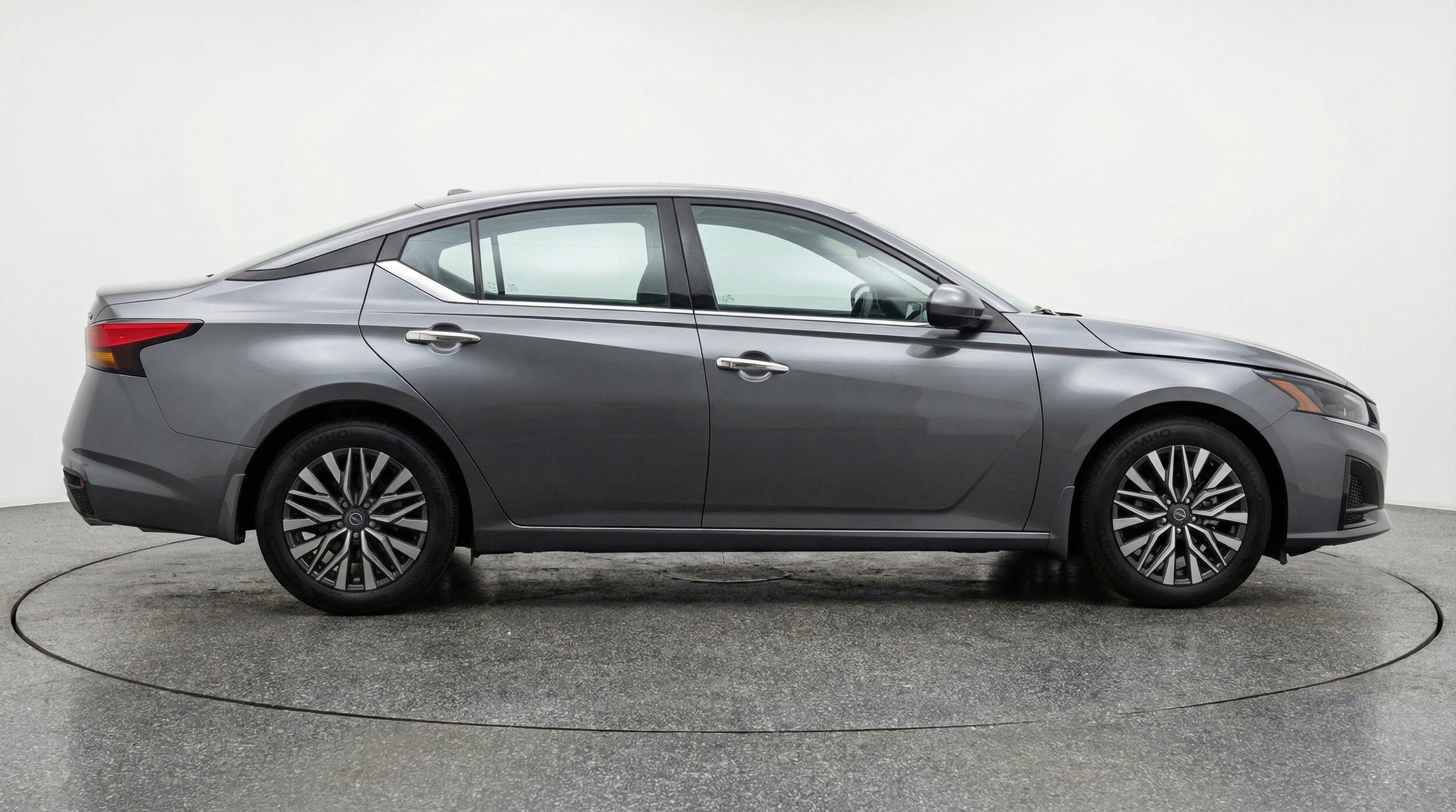 Thumbnail: 2025 Nissan Altima - 11