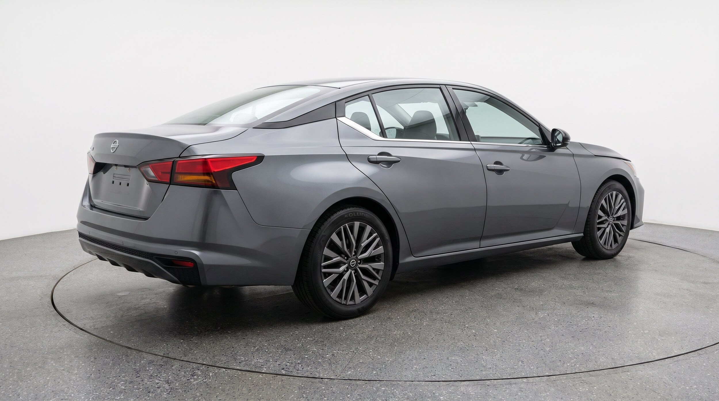Thumbnail: 2025 Nissan Altima - 9