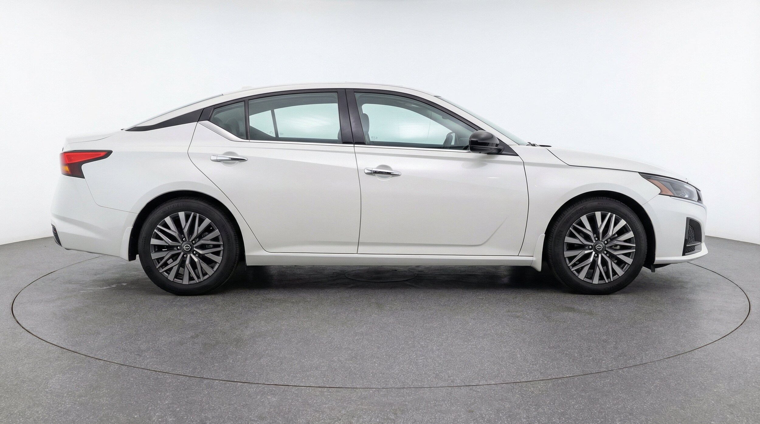 Thumbnail: 2025 Nissan Altima - 11